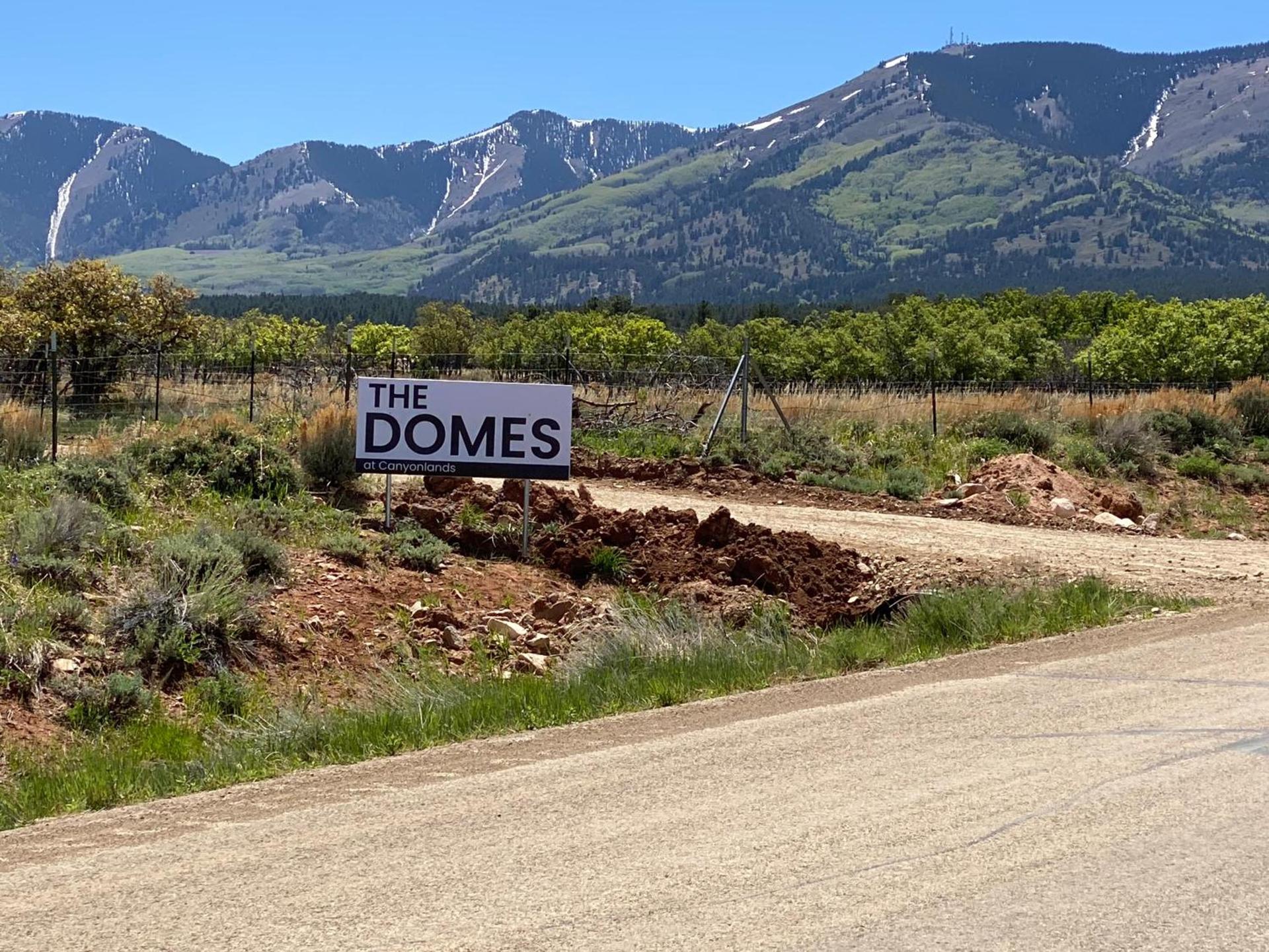 Canyon Rim Domes - A Luxury Glamping Experience!! photo 57