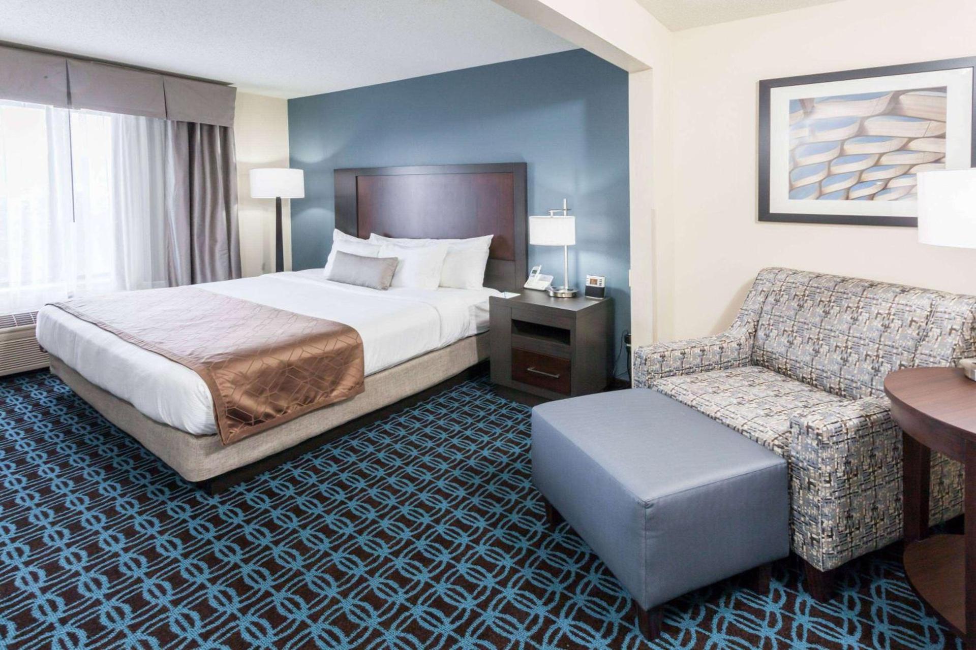 Wingate by Wyndham Chicago Schaumburg photo 17