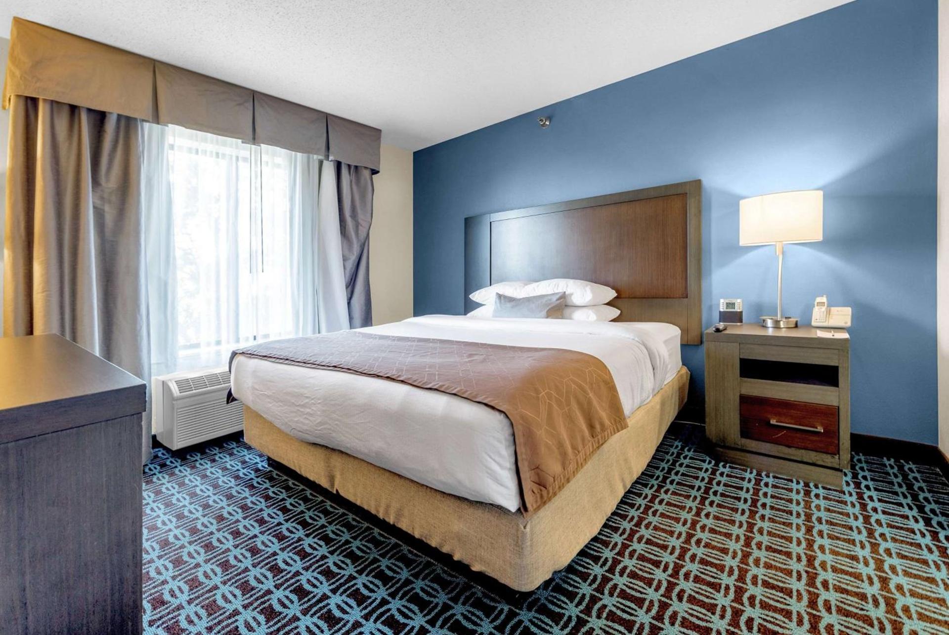 Wingate by Wyndham Chicago Schaumburg photo 27