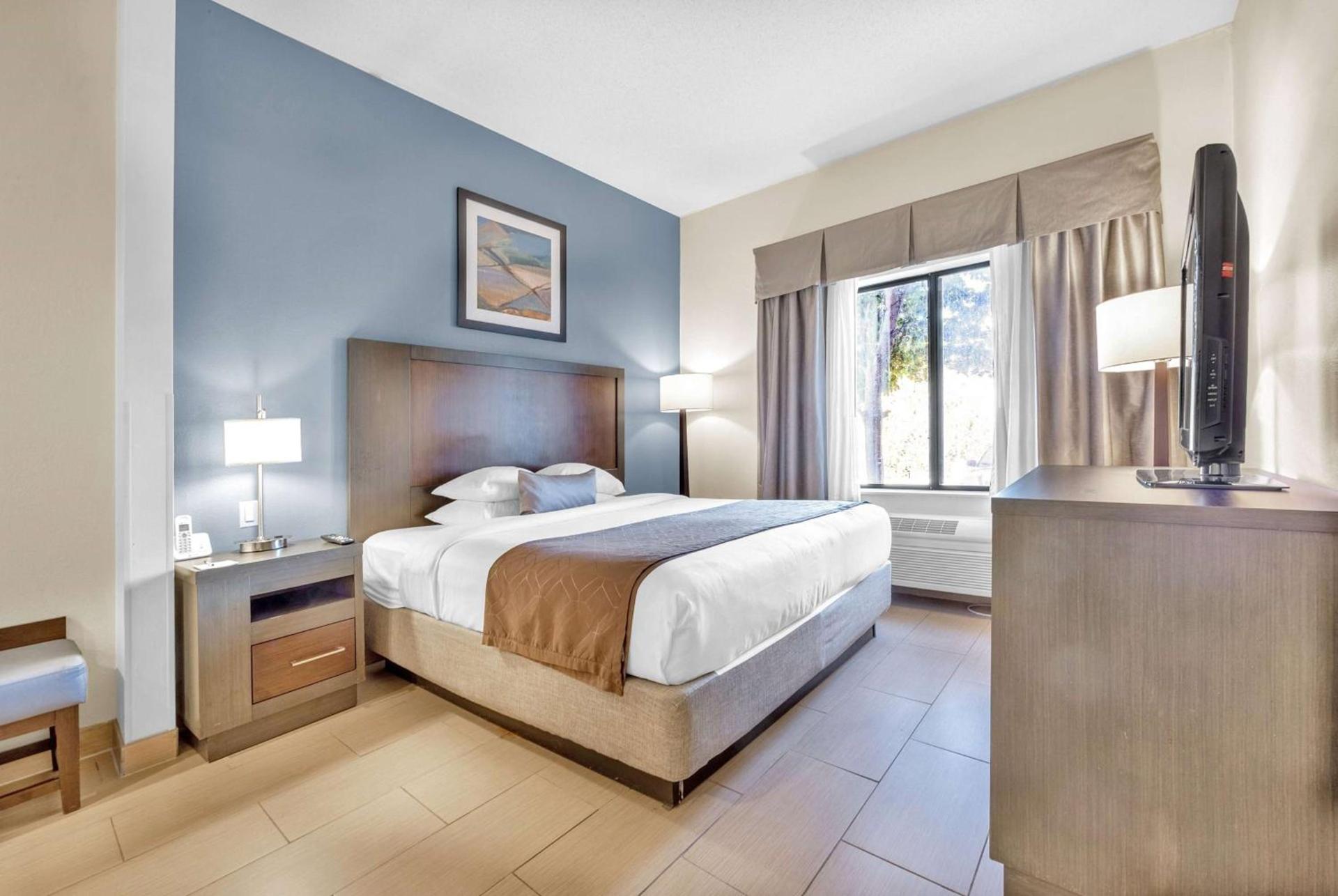 Wingate by Wyndham Chicago Schaumburg photo 34