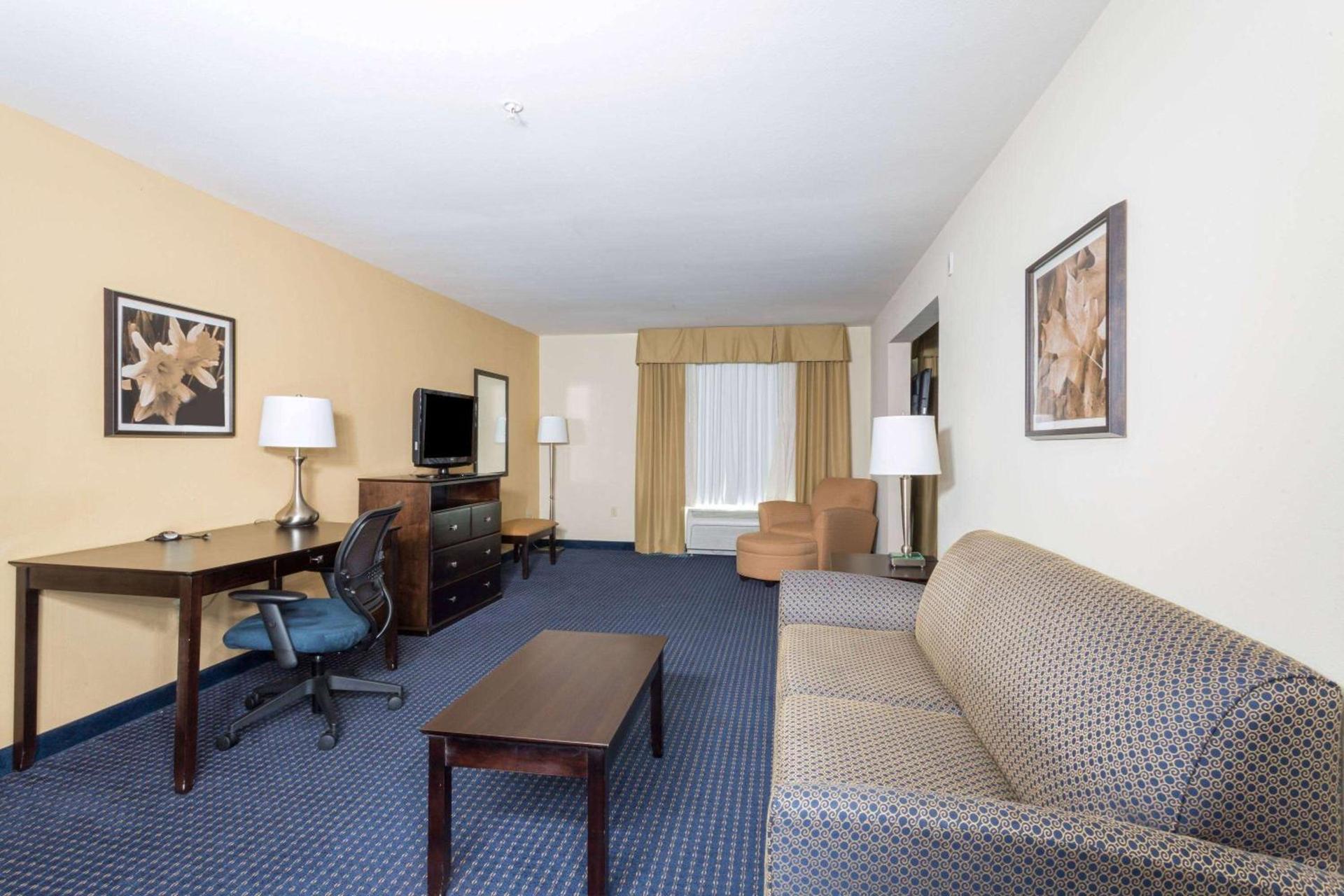 Wingate by Wyndham Houma photo 8