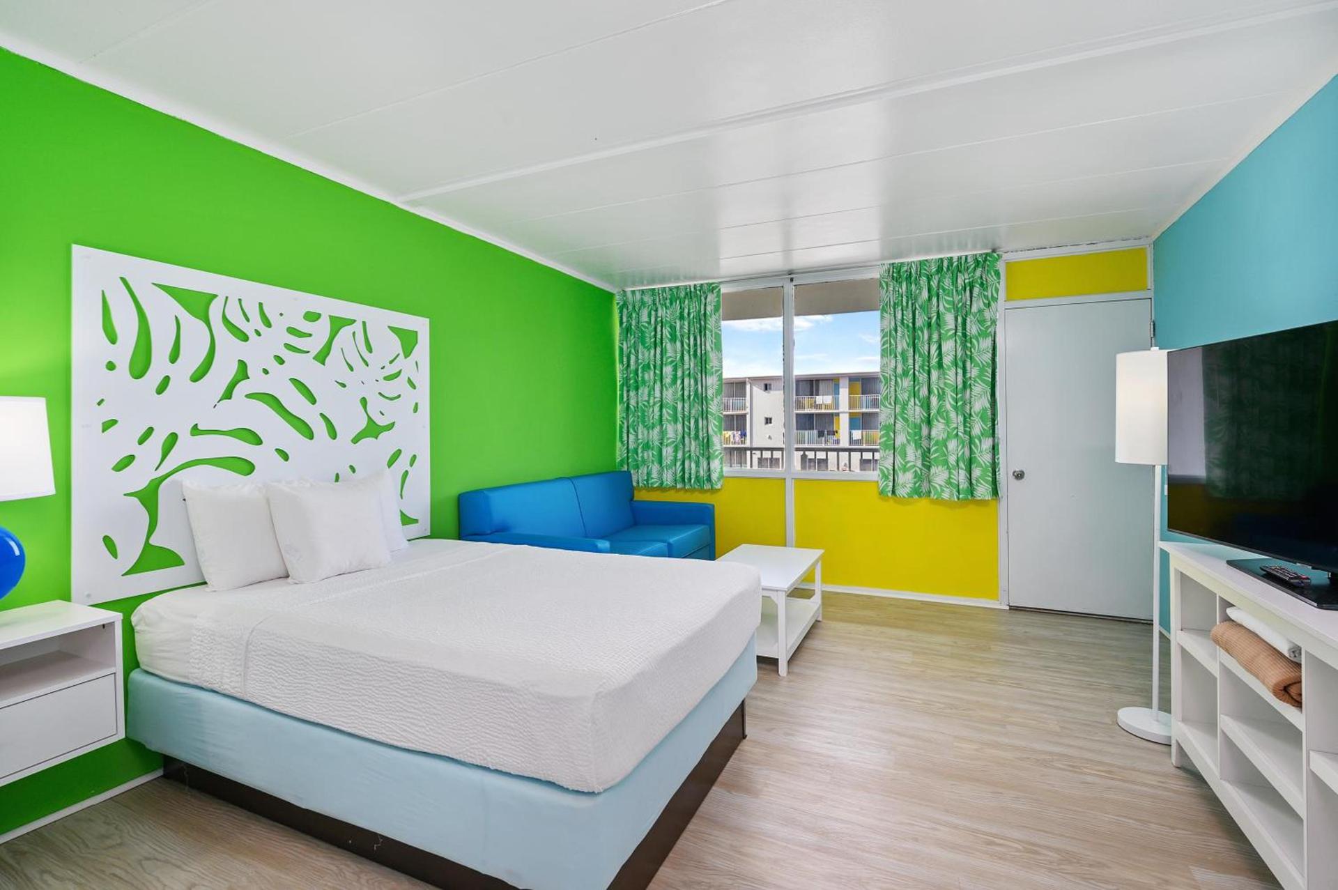 Kokomo Suites photo 34