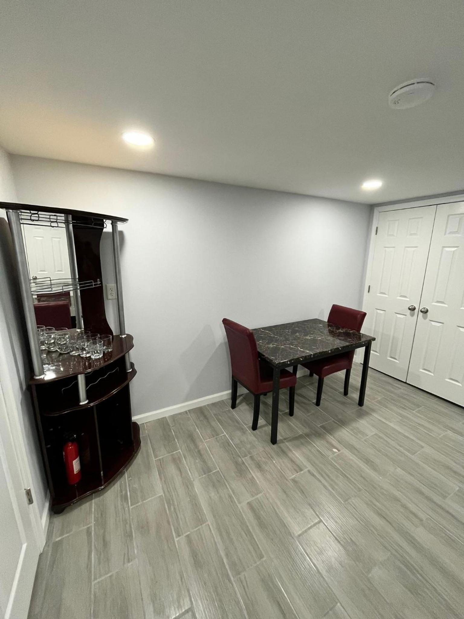 Airport Xpress Guestrooms photo 4