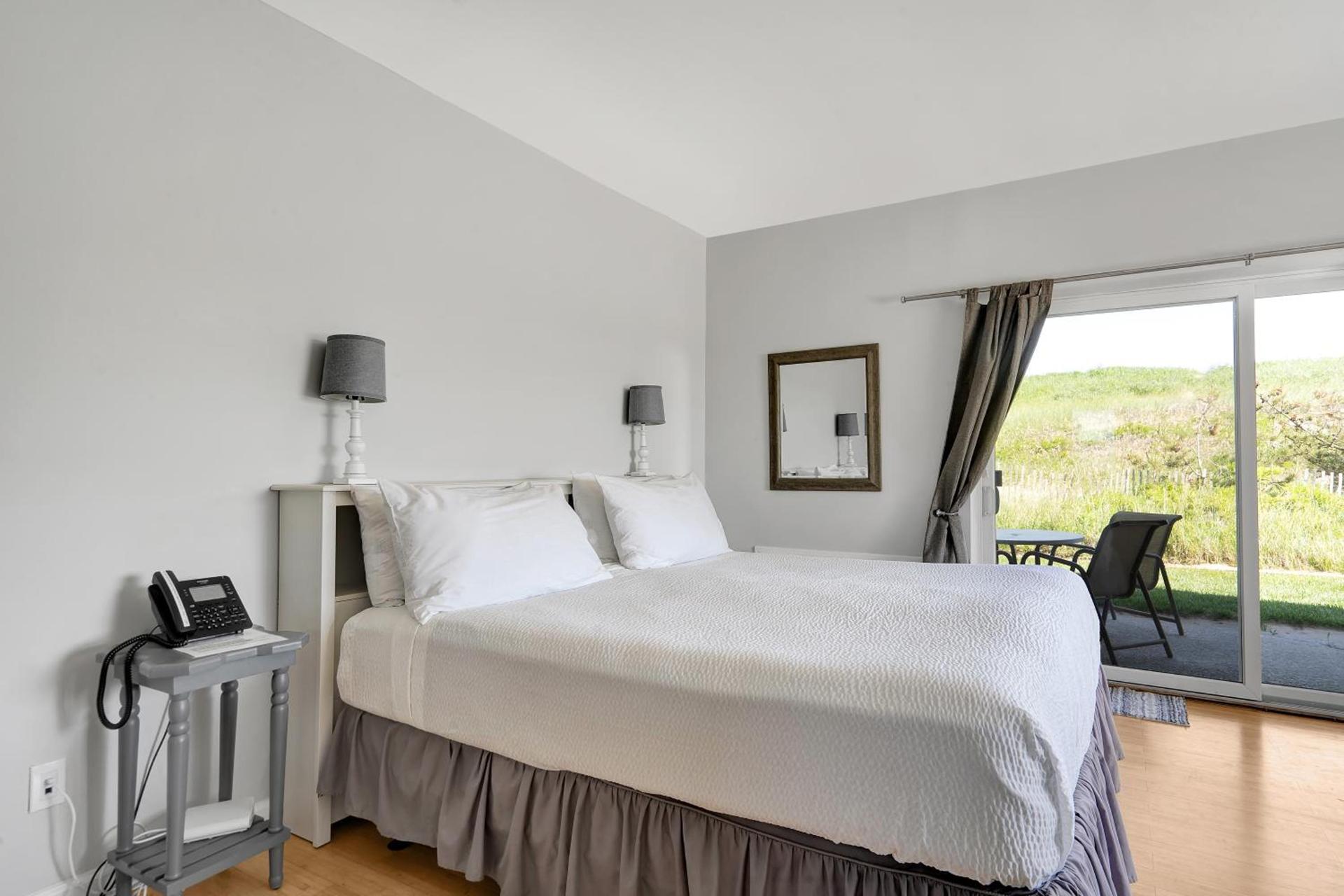 Windward Shores photo 100