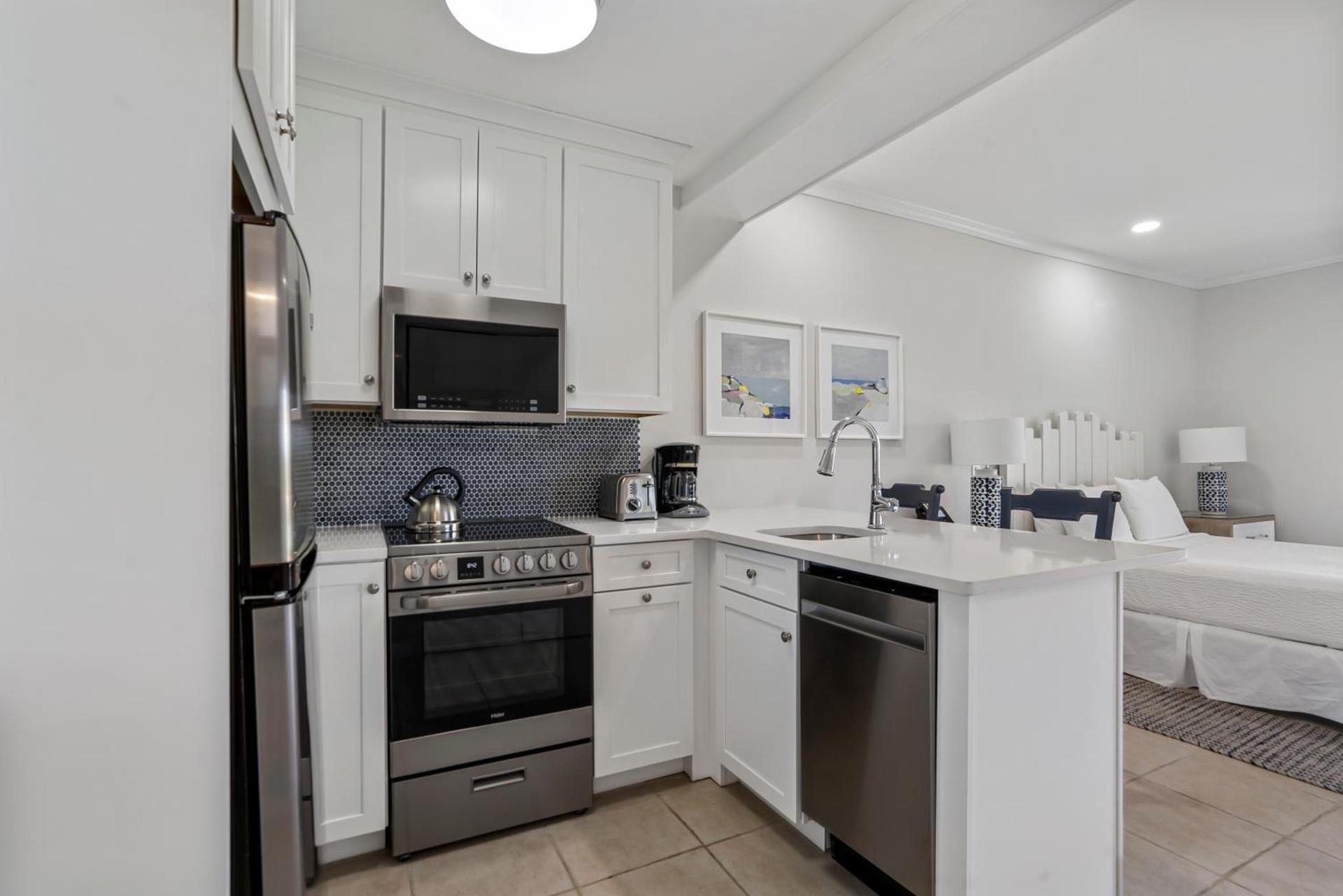 Windward Shores photo 48