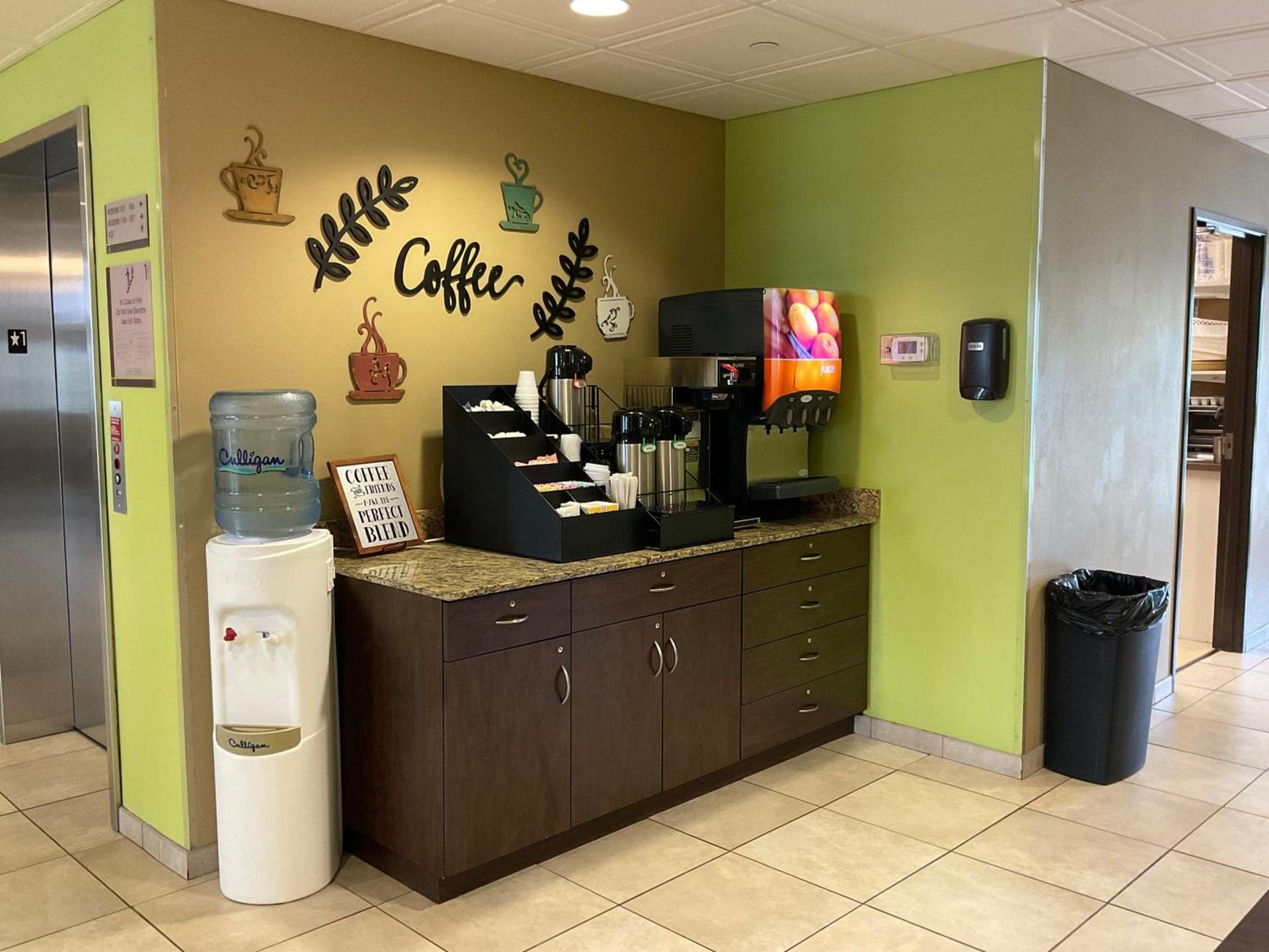 SureStay Plus Hotel by Best Western Buckhannon photo 24