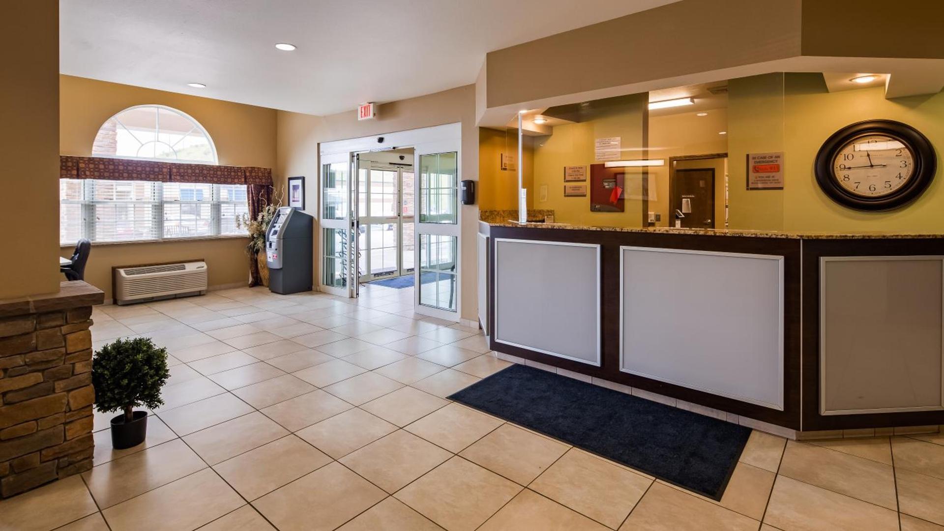 SureStay Plus Hotel by Best Western Buckhannon photo 8