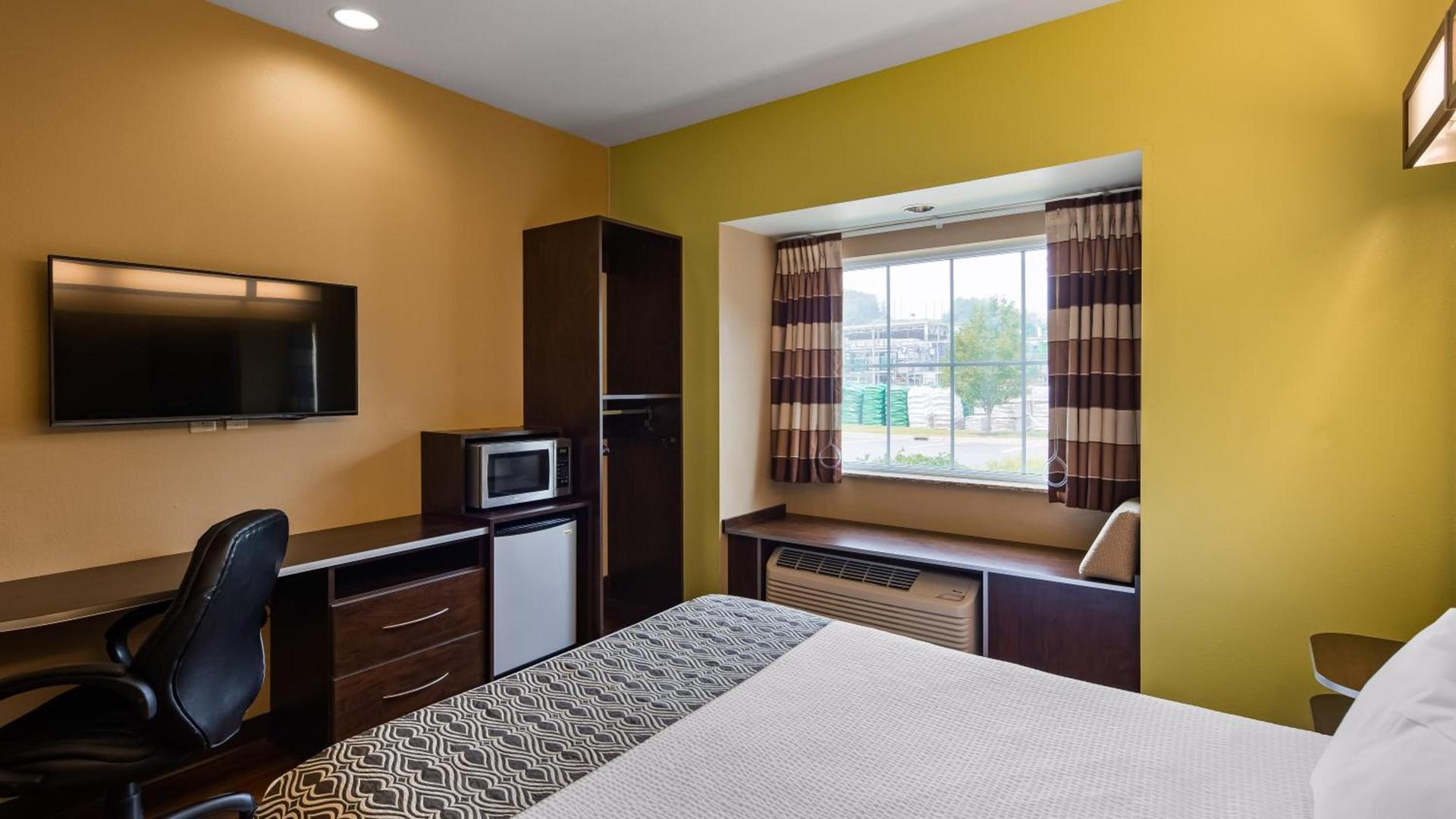 SureStay Plus Hotel by Best Western Buckhannon photo 21