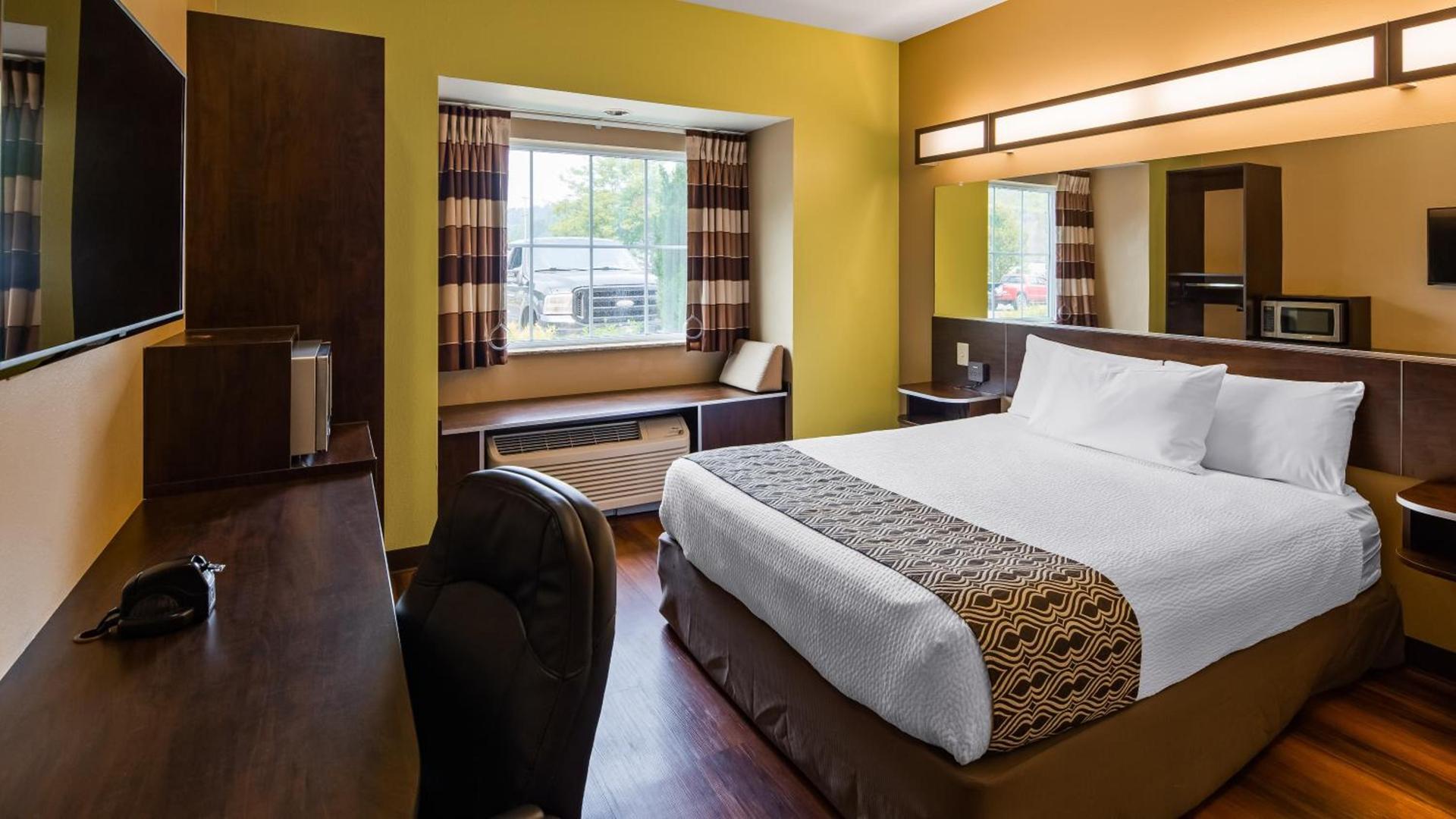 SureStay Plus Hotel by Best Western Buckhannon photo 5