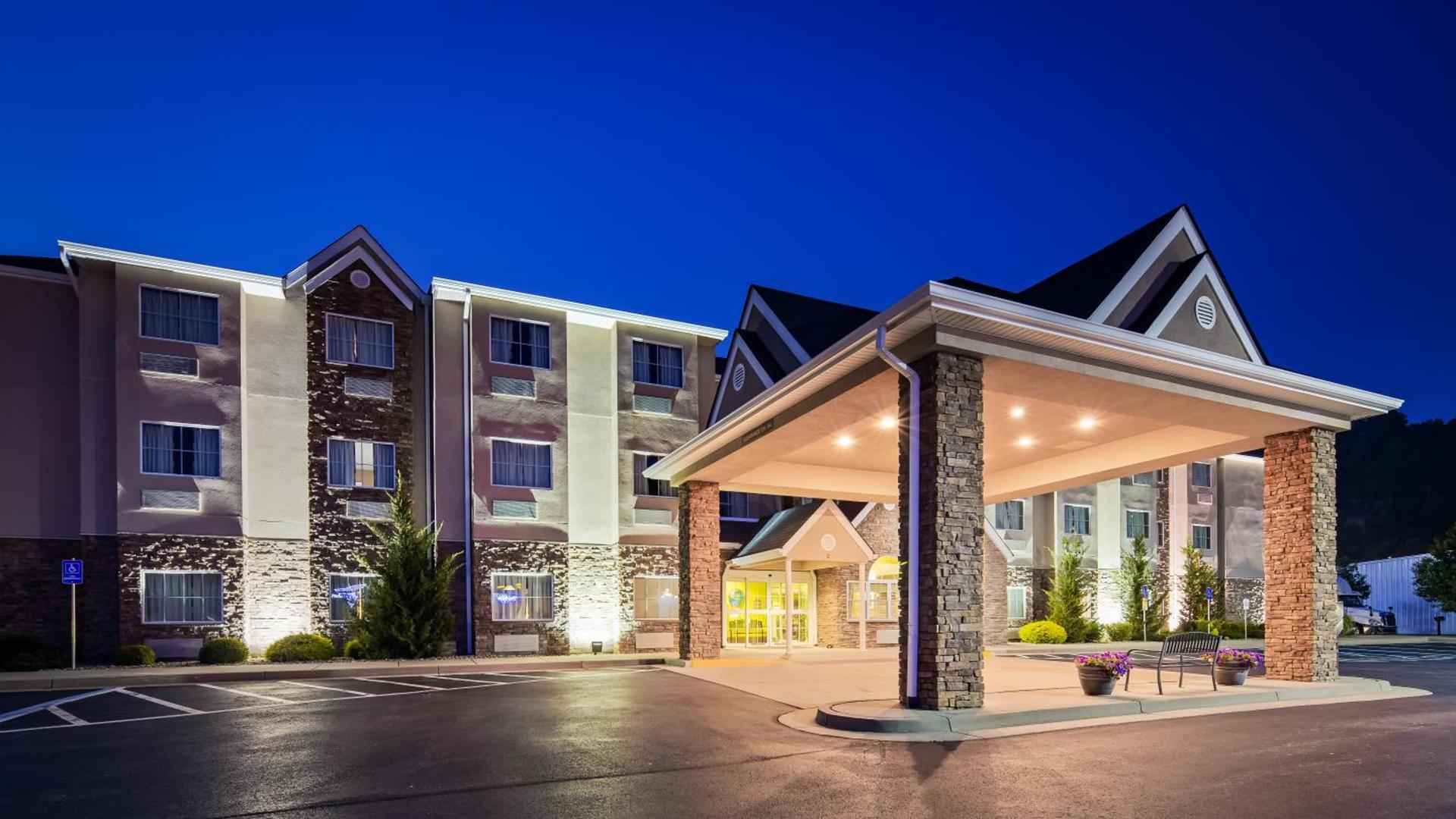 SureStay Plus Hotel by Best Western Buckhannon photo 17