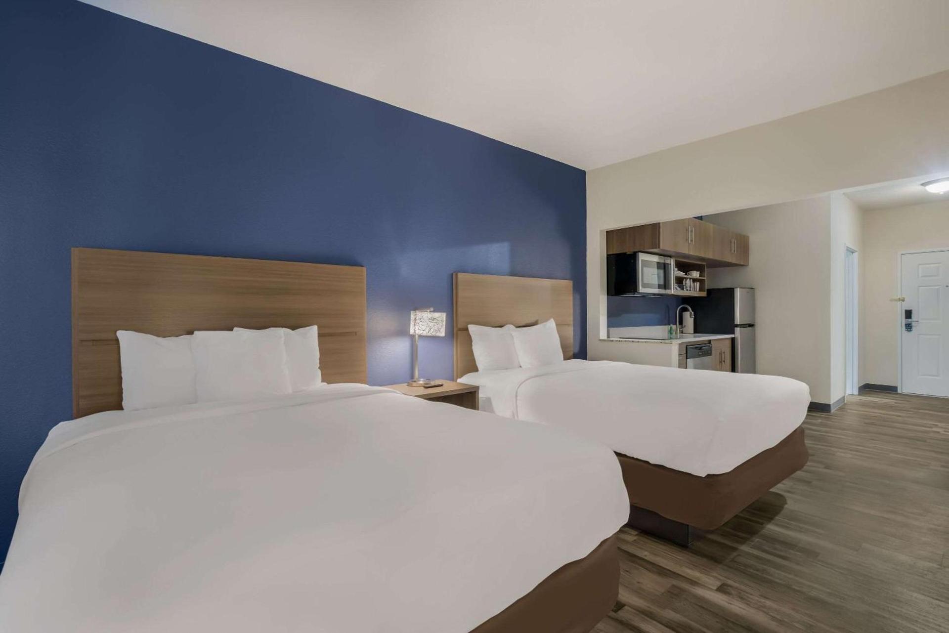 MainStay Suites Joliet I-80 photo 23