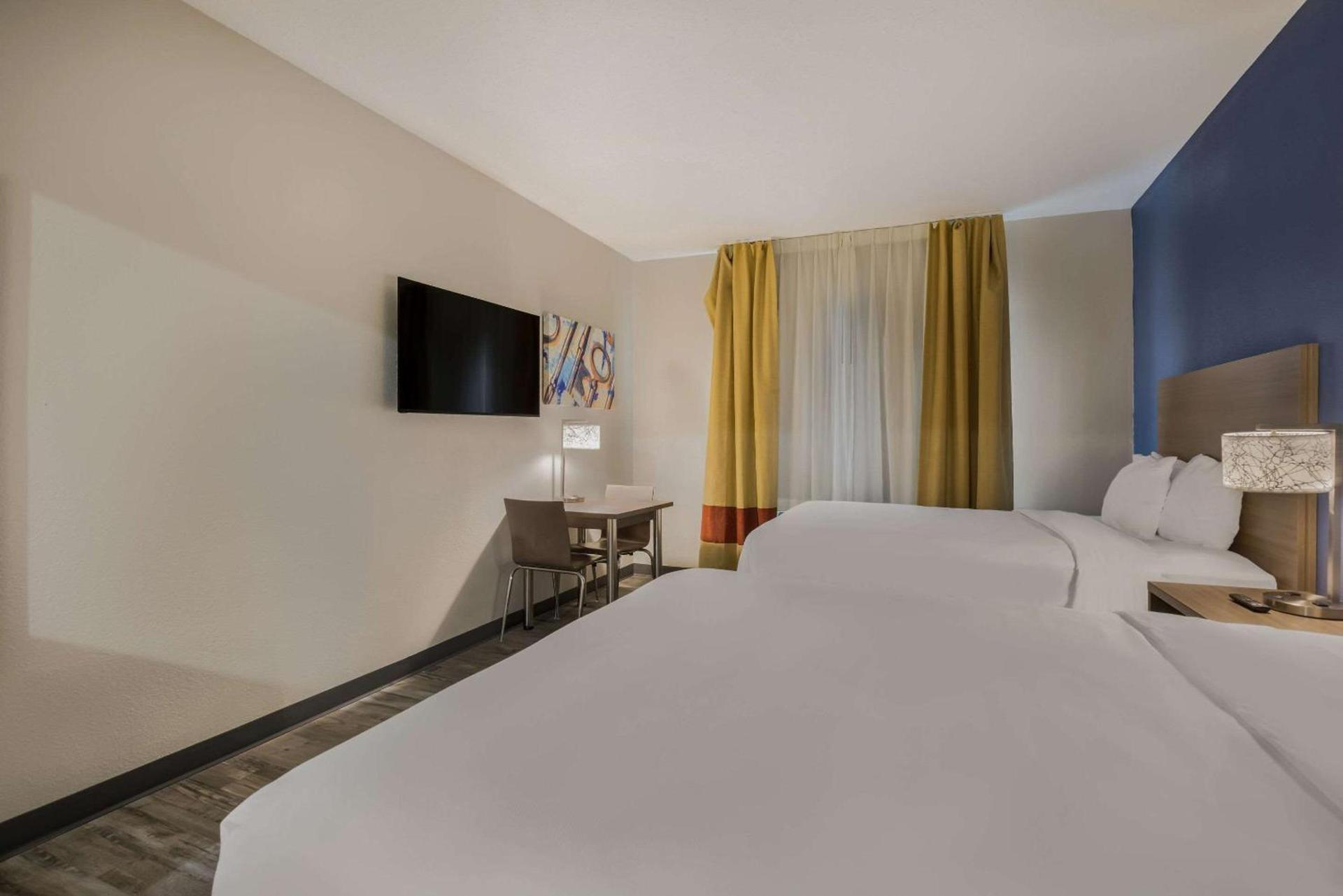 MainStay Suites Joliet I-80 photo 24