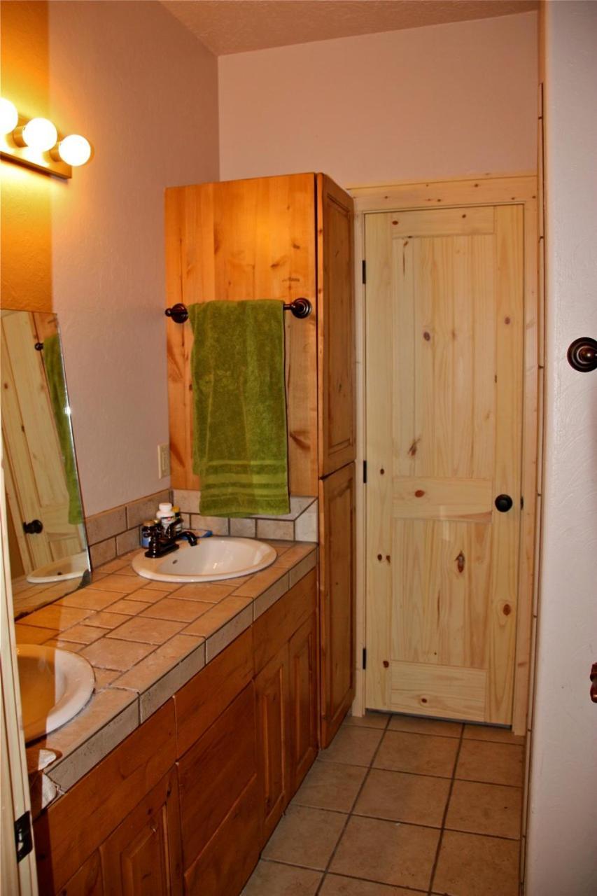 Teton Hostel HideAway photo 12