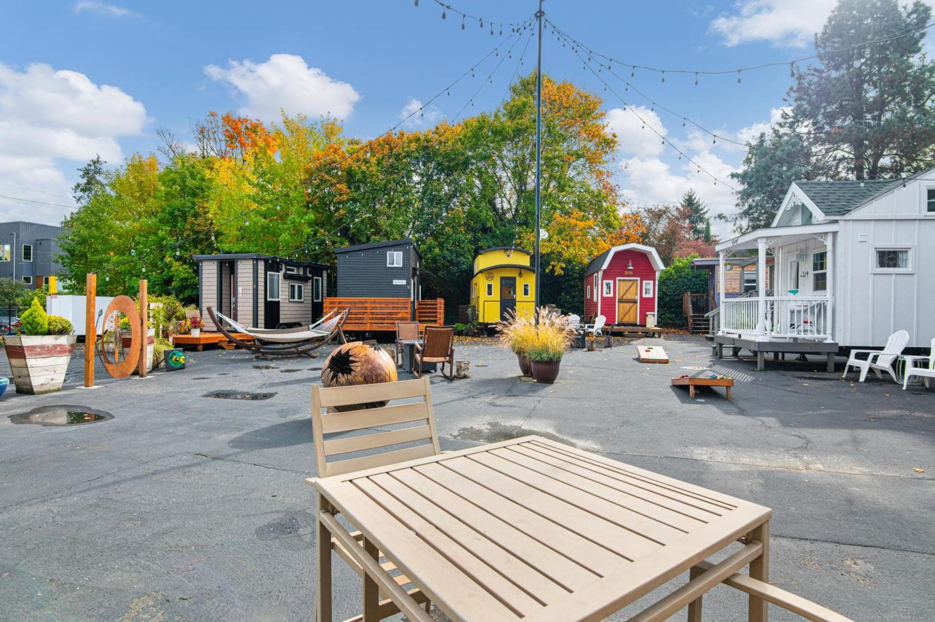 Tiny Digs - Hotel of Tiny Houses photo 8