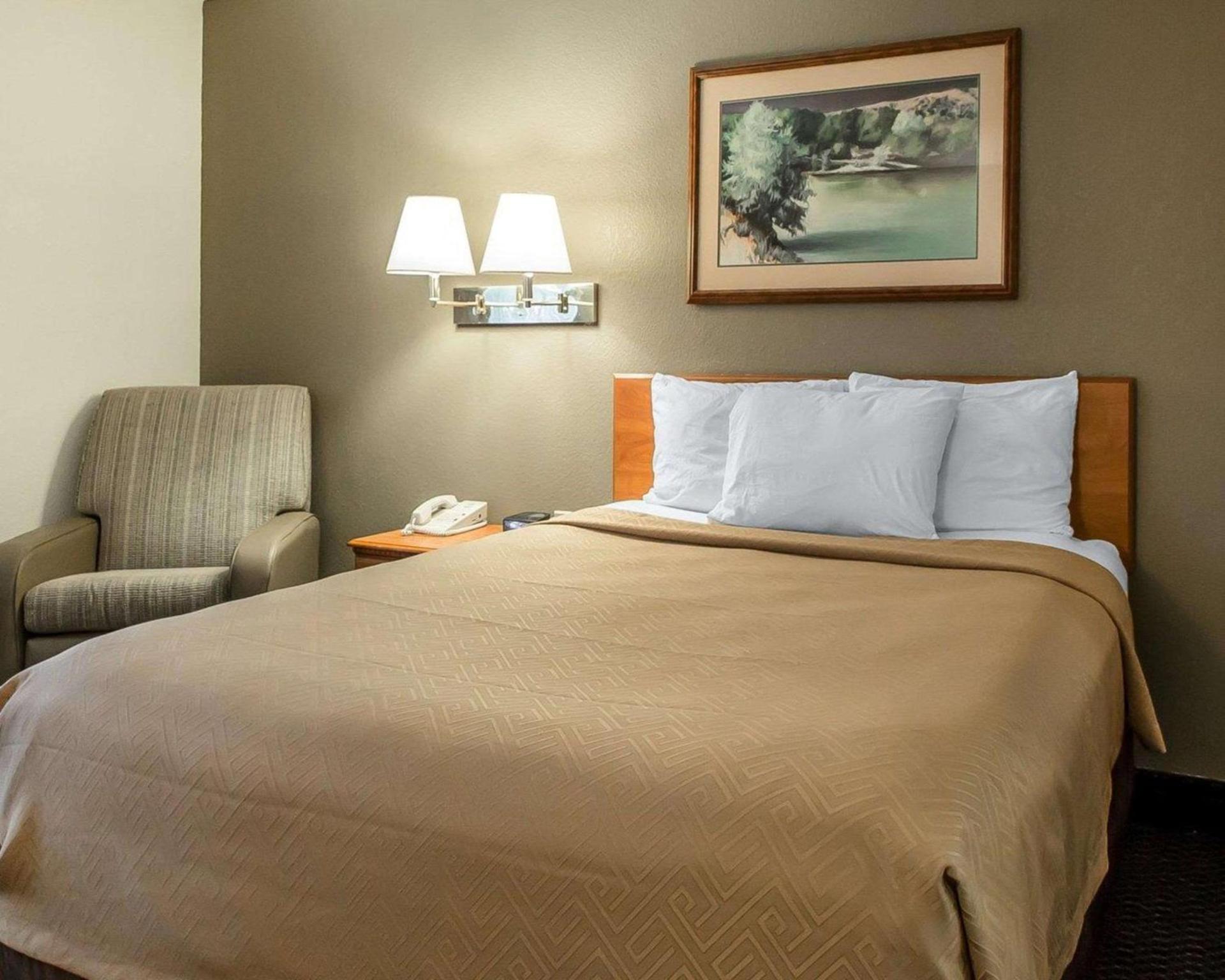 Birch Hill Suites Columbia photo 5