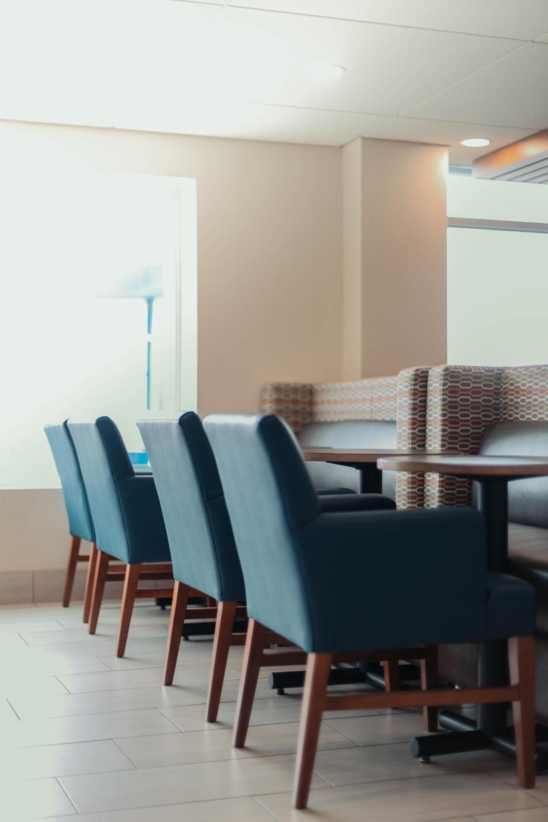 Holiday Inn Express - Allentown North by IHG photo 4