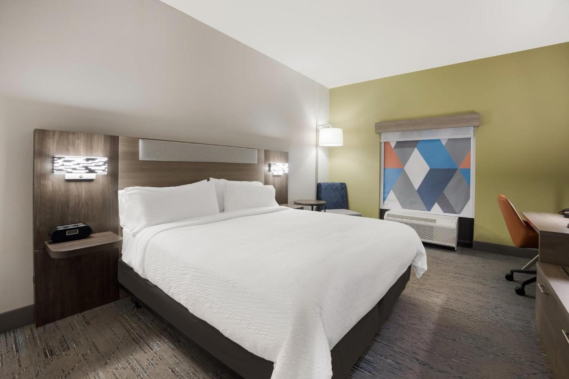 Holiday Inn Express Hotel & Suites Perry by IHG photo 20