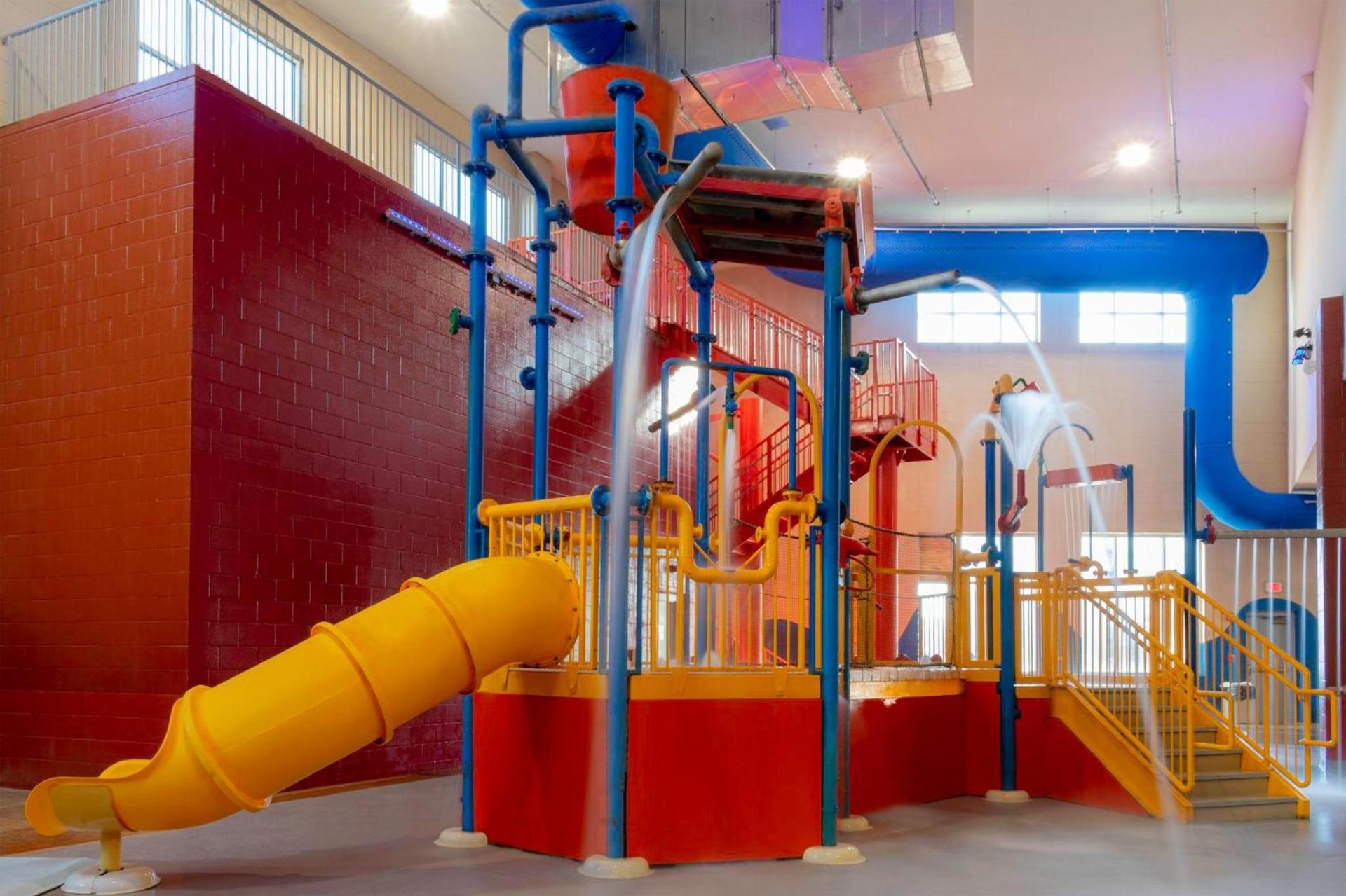 Holiday Inn Omaha Downtown - Waterpark by IHG photo 45