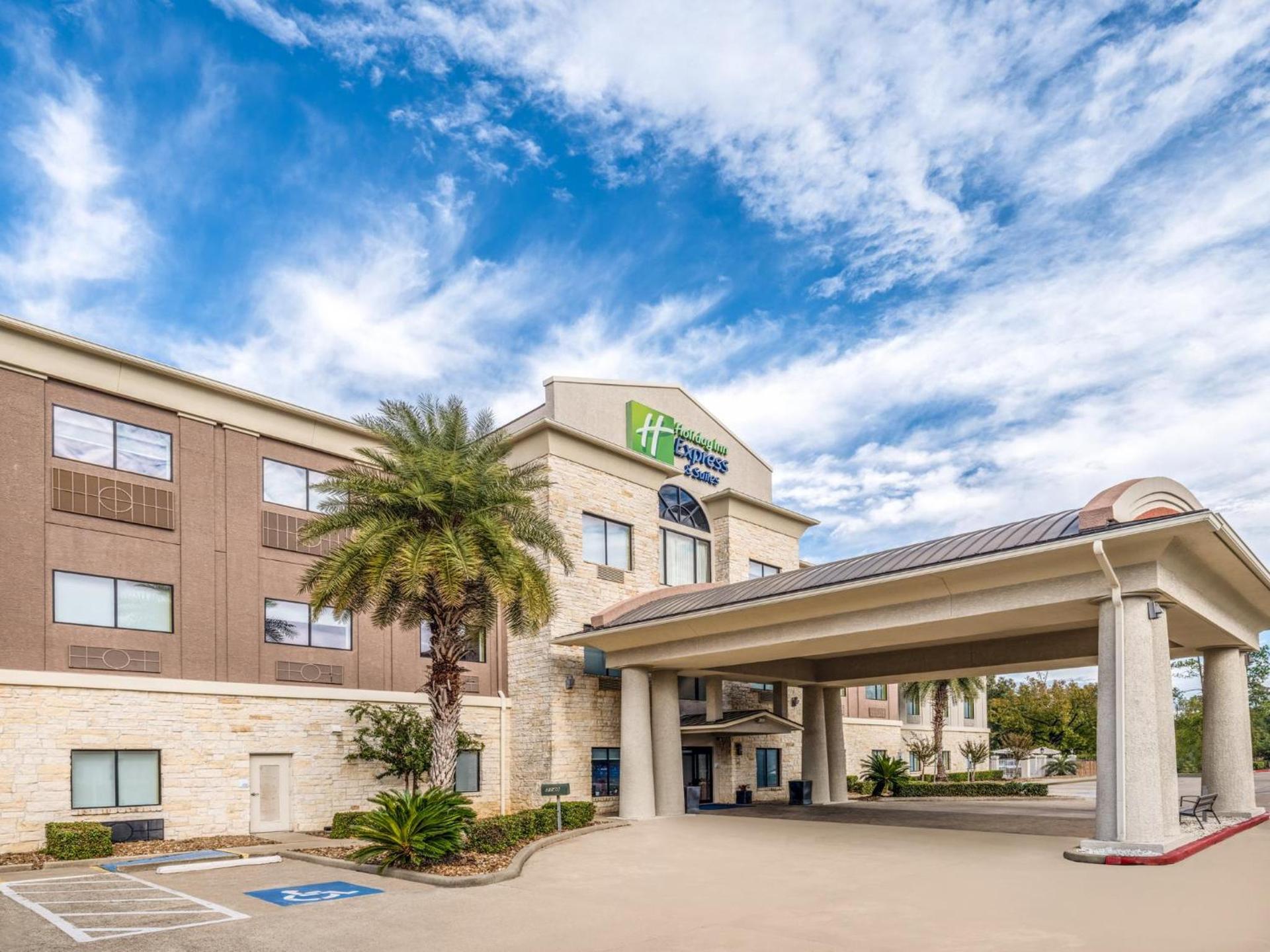 Holiday Inn Express Hotel & Suites Beaumont Northwest by IHG photo 25