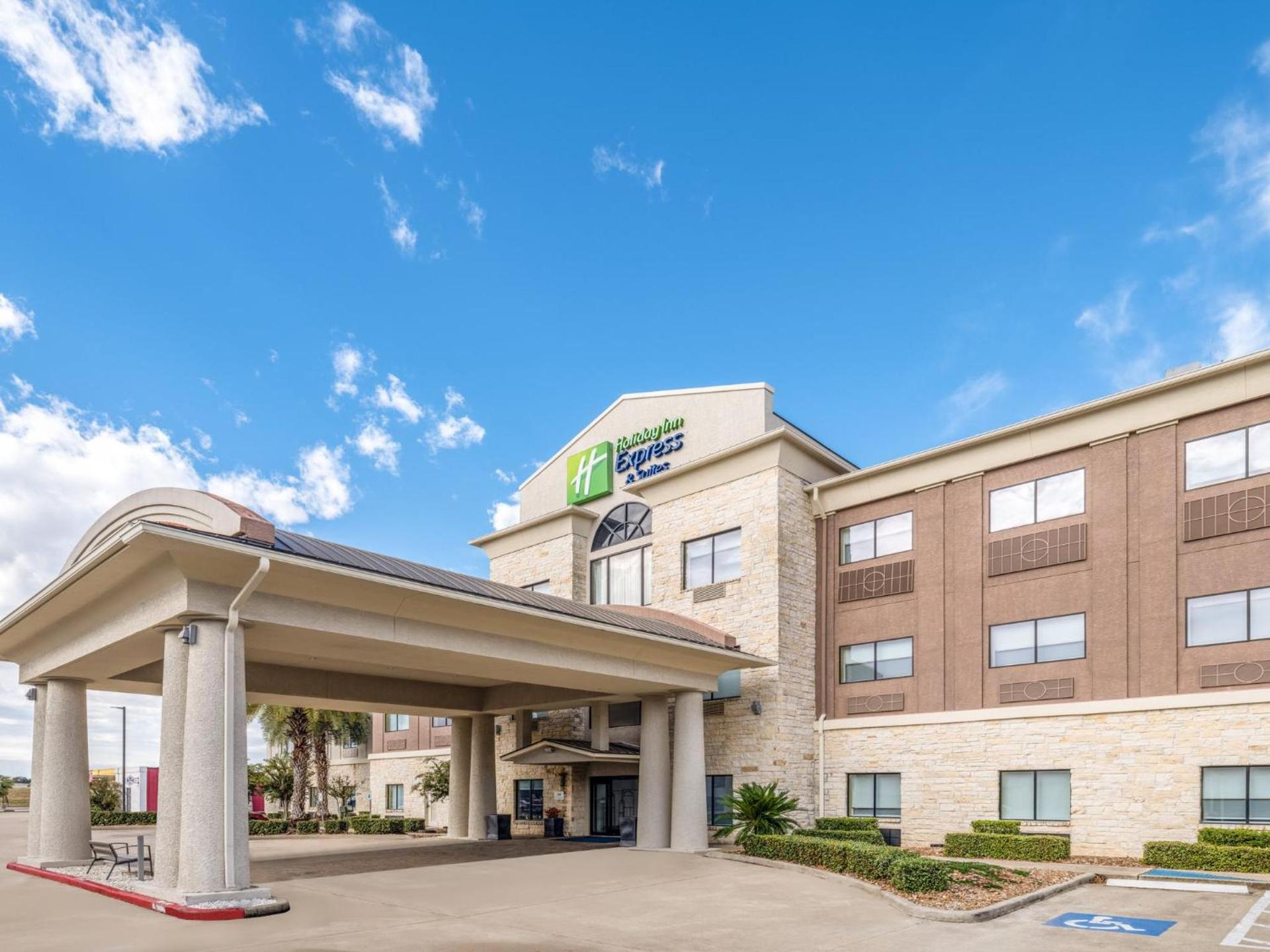 Holiday Inn Express Hotel & Suites Beaumont Northwest by IHG photo 35