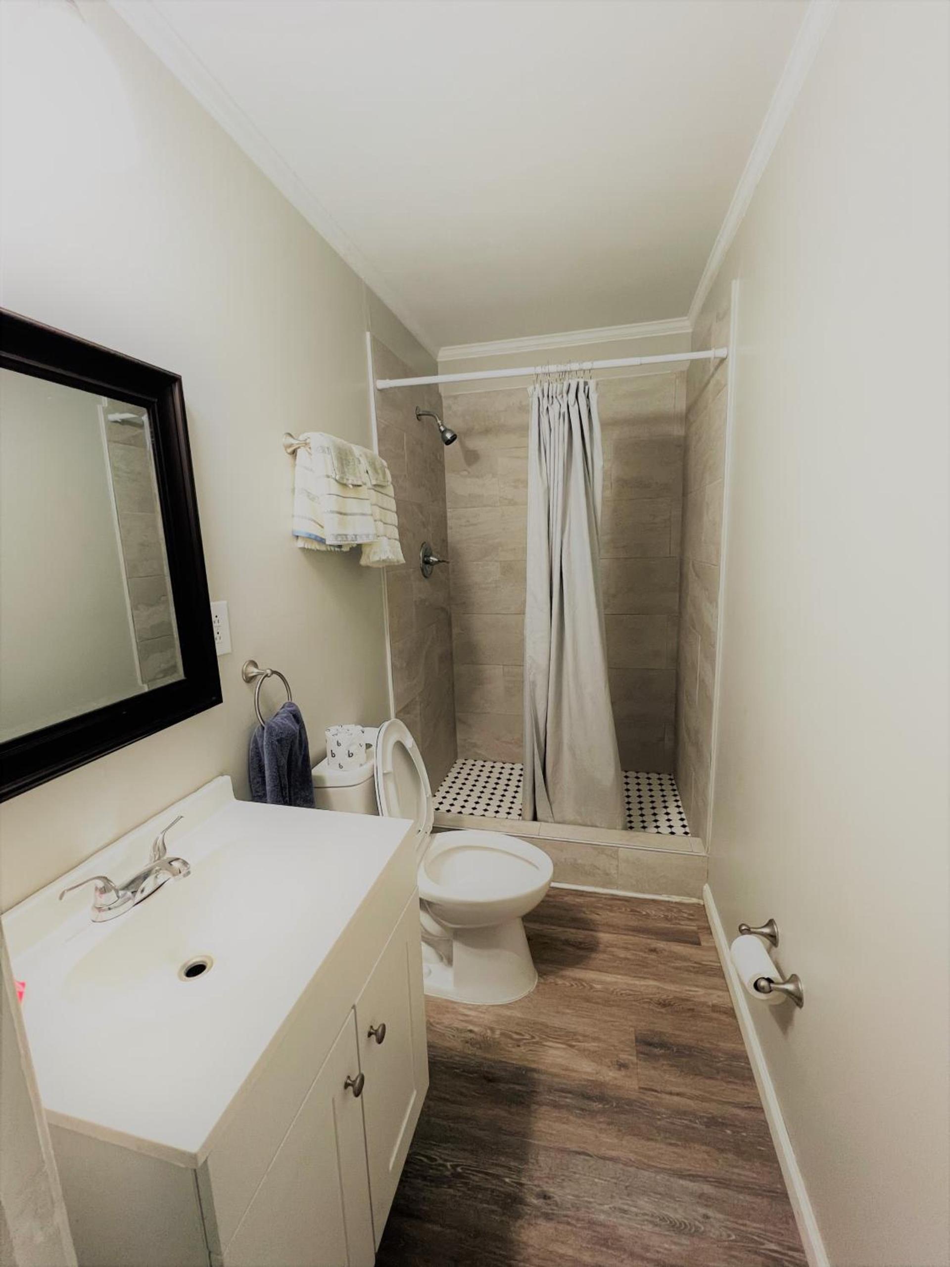 Sand Dollar Motel photo 23
