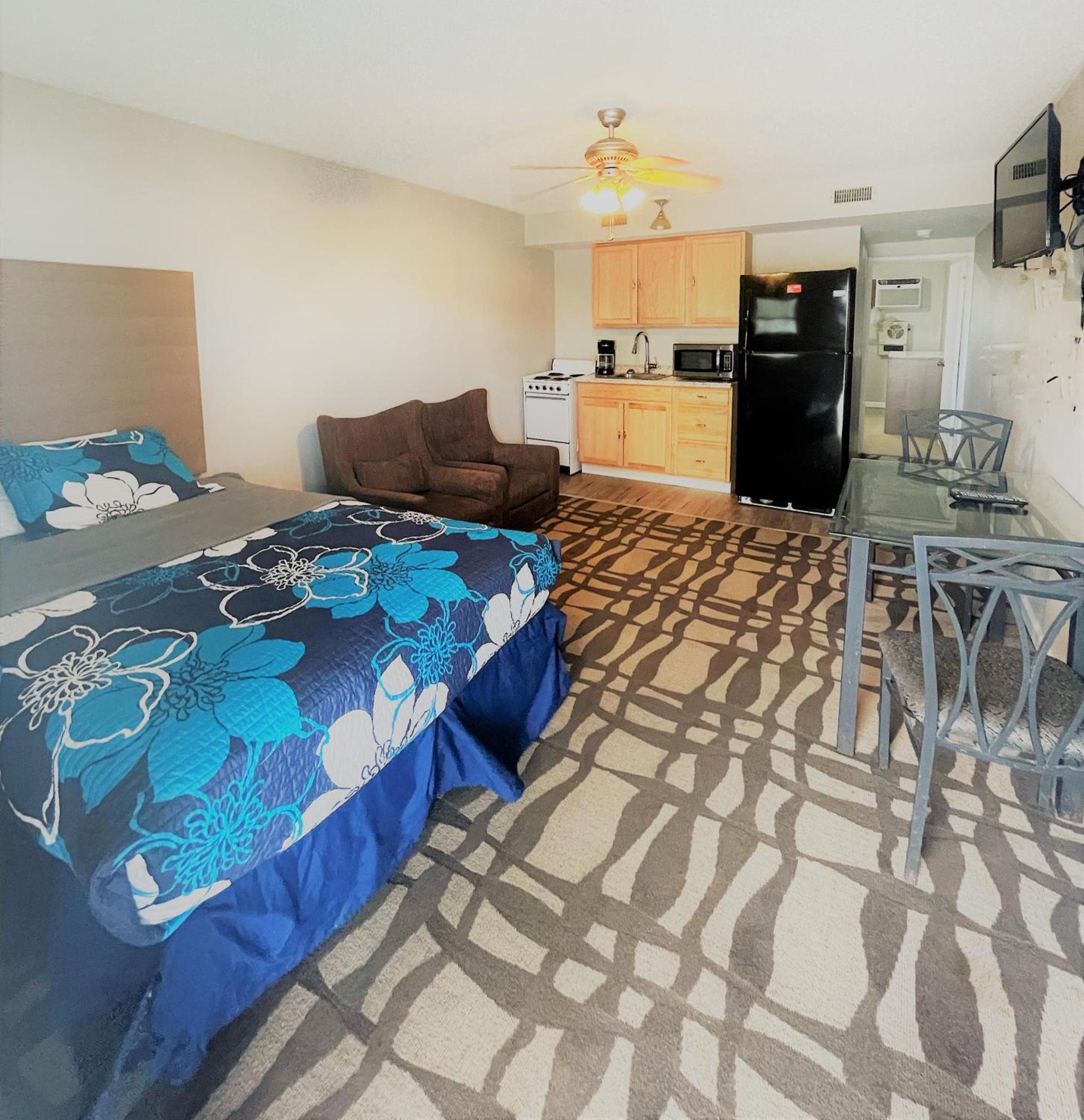Sand Dollar Motel photo 26