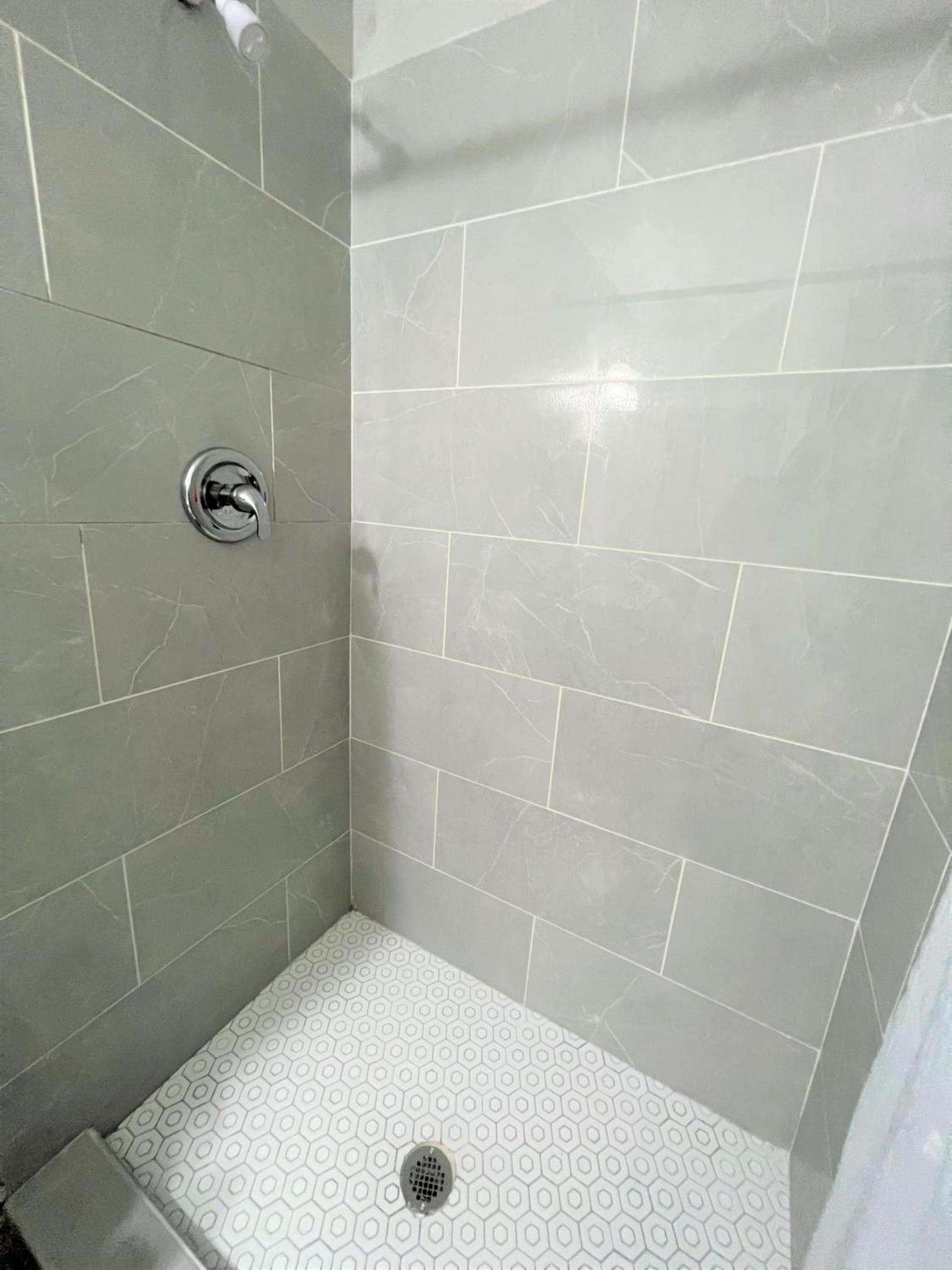 Sand Dollar Motel photo 40