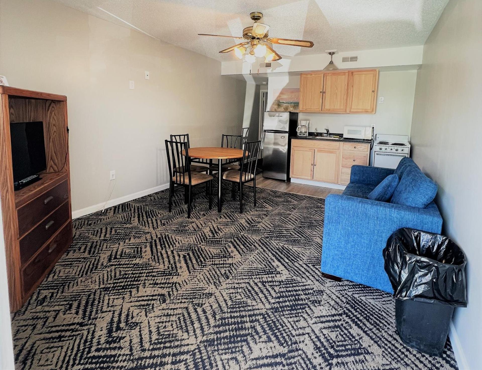 Sand Dollar Motel photo 36