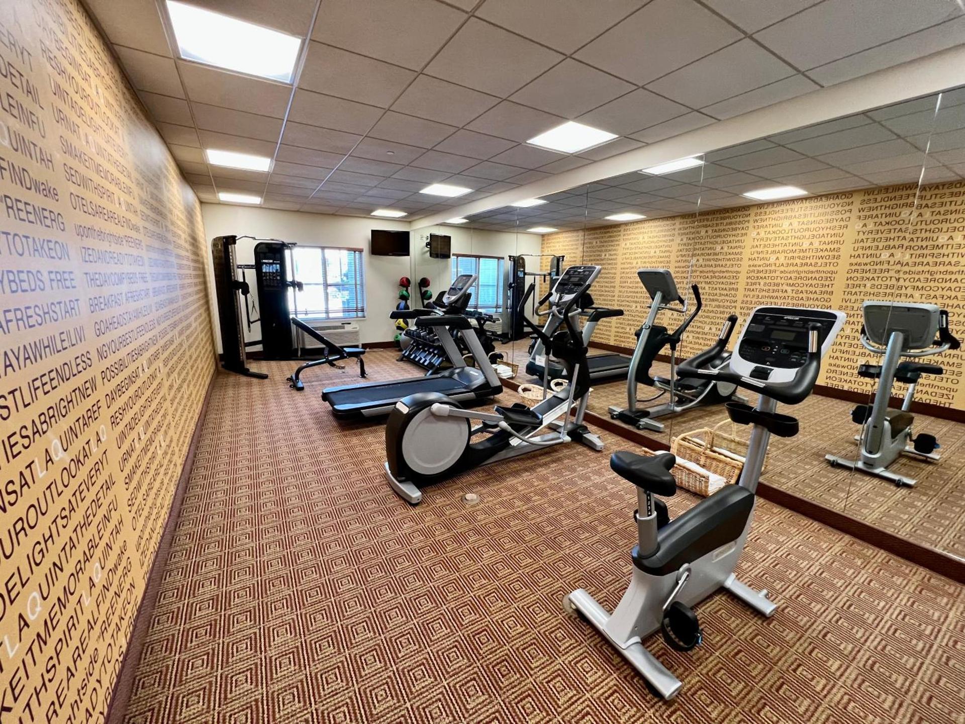 La Quinta by Wyndham Bannockburn-Deerfield photo 28