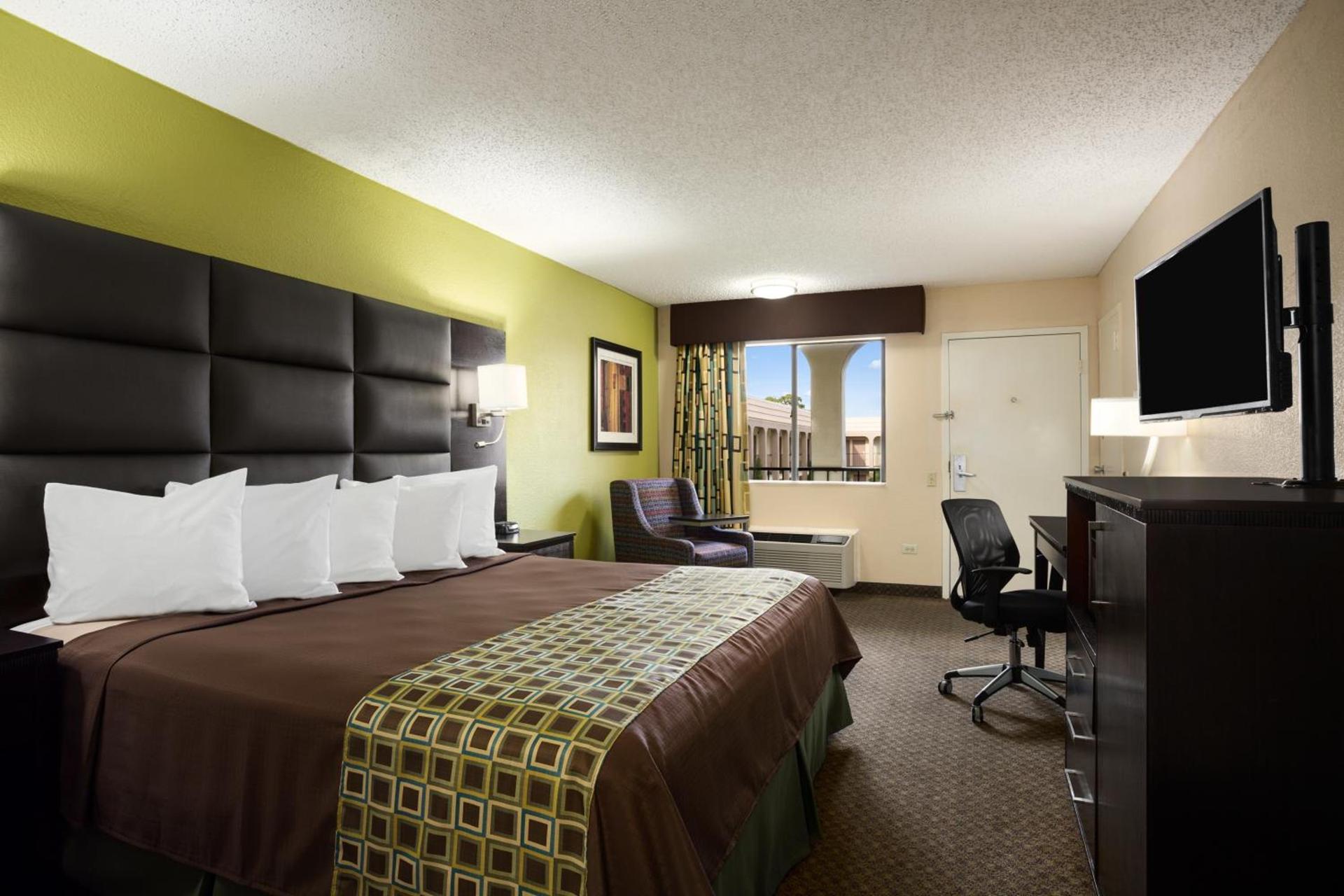 Days Inn by Wyndham Dallas Irving photo 21
