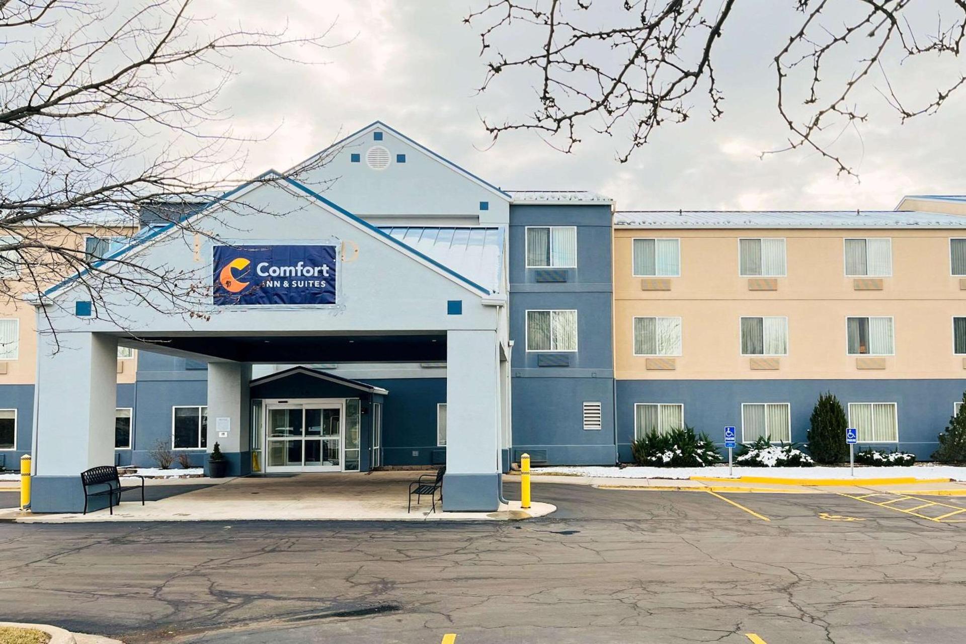 Comfort Inn & Suites Olathe - Kansas City photo 3