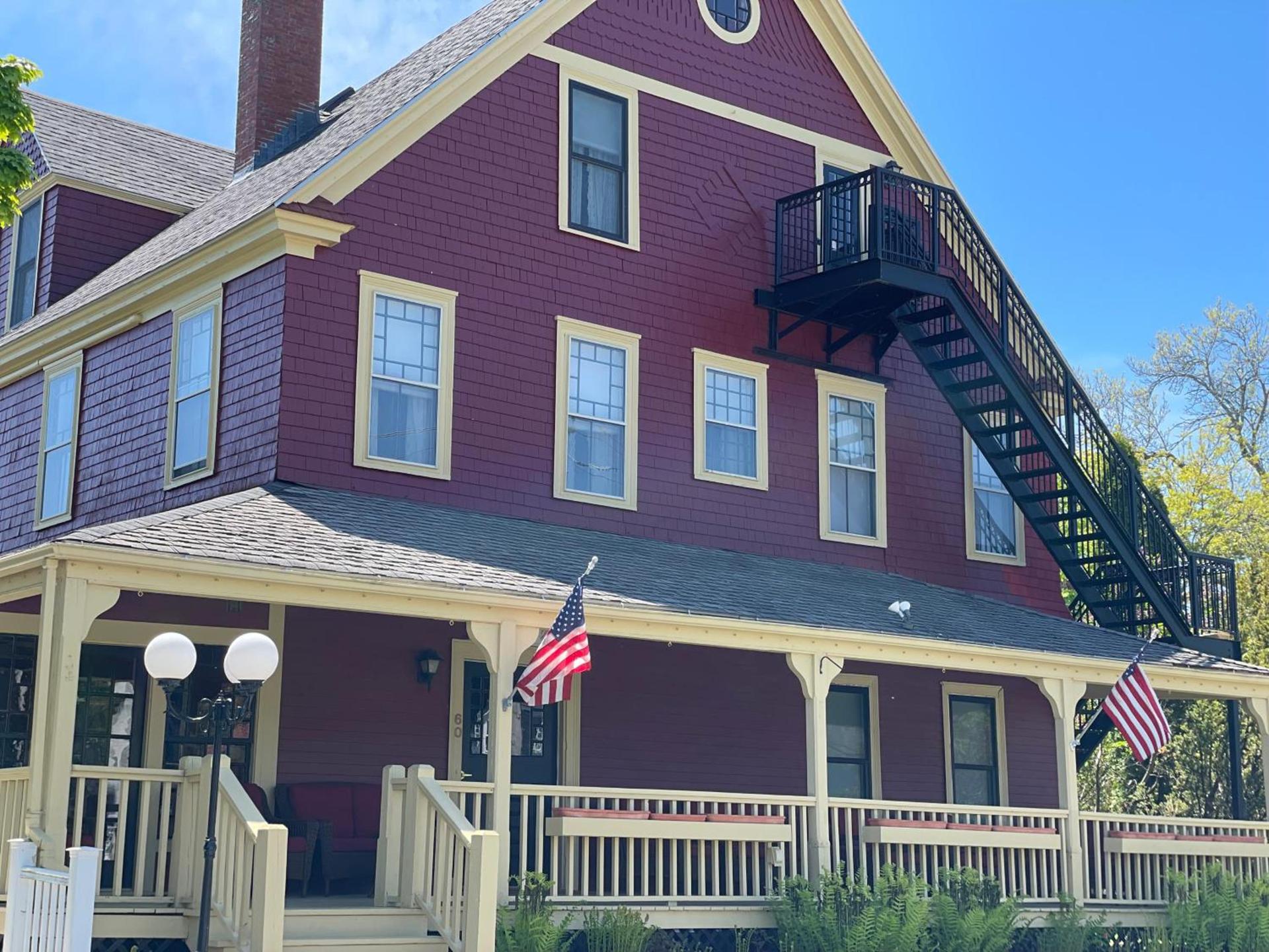Central House Inn photo 1