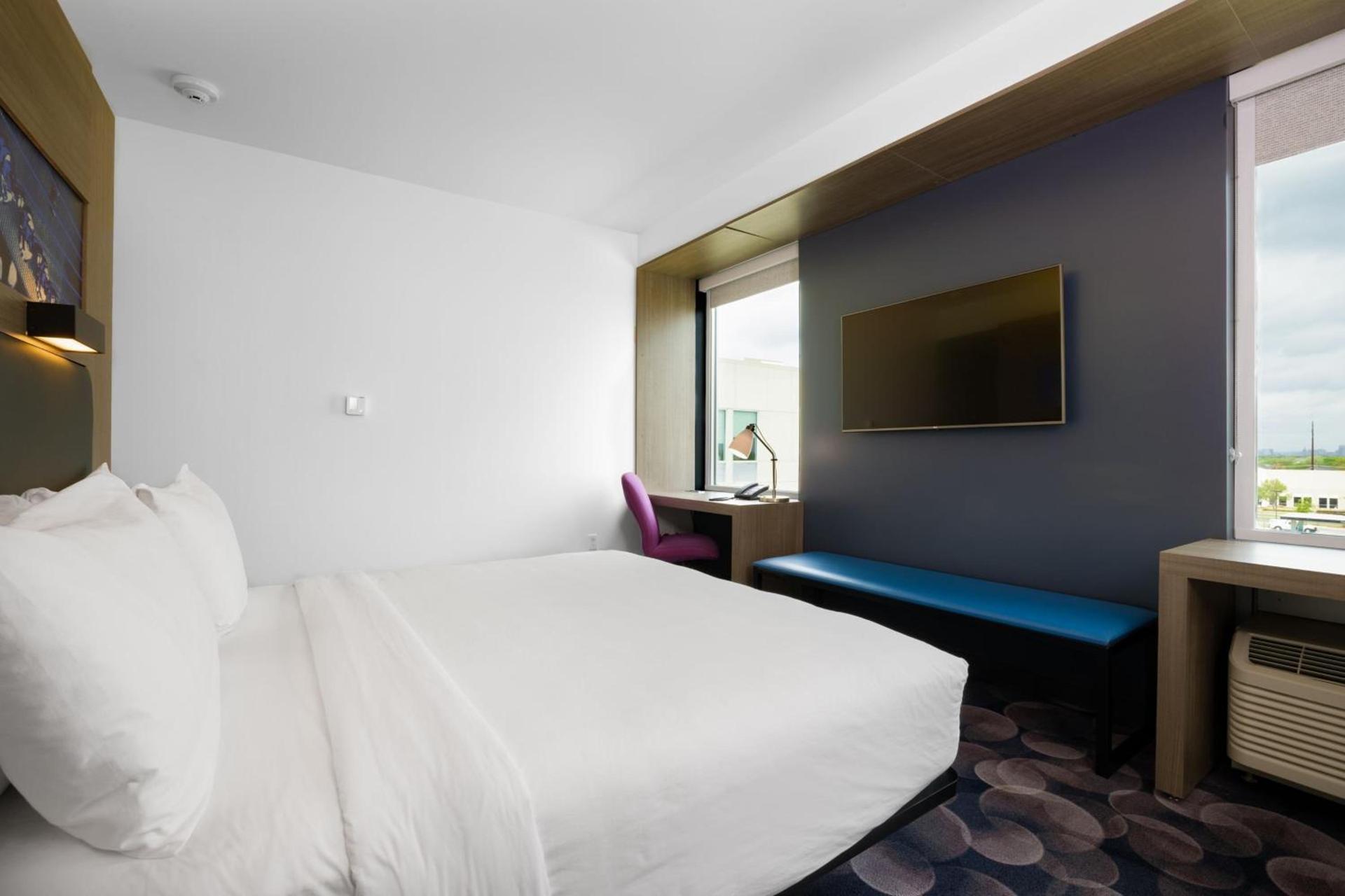Aloft by Marriott Austin Airport photo 18