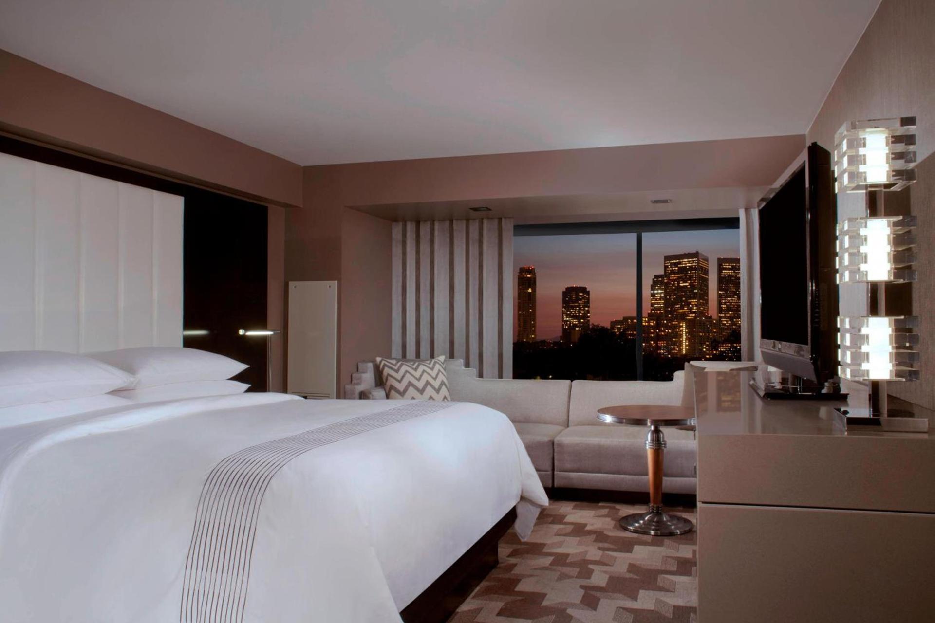 Beverly Hills Marriott photo 38
