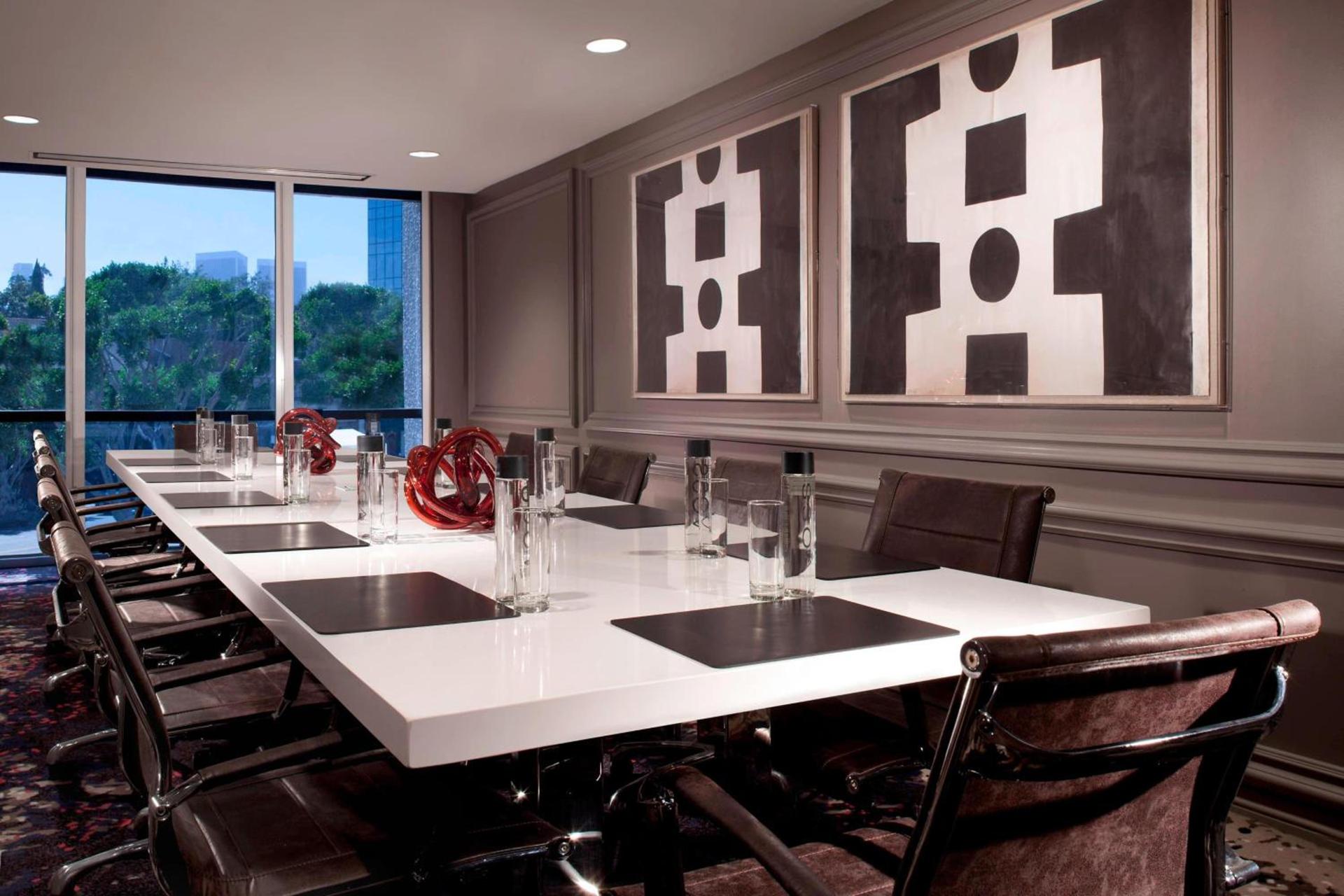 Beverly Hills Marriott photo 89
