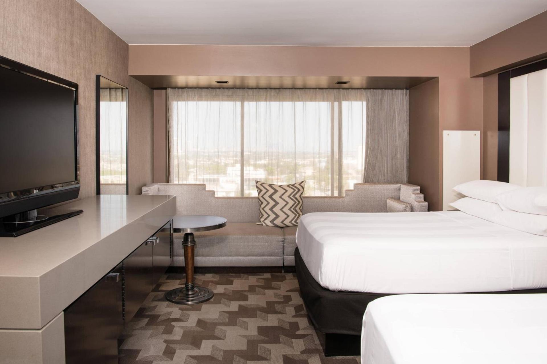 Beverly Hills Marriott photo 17