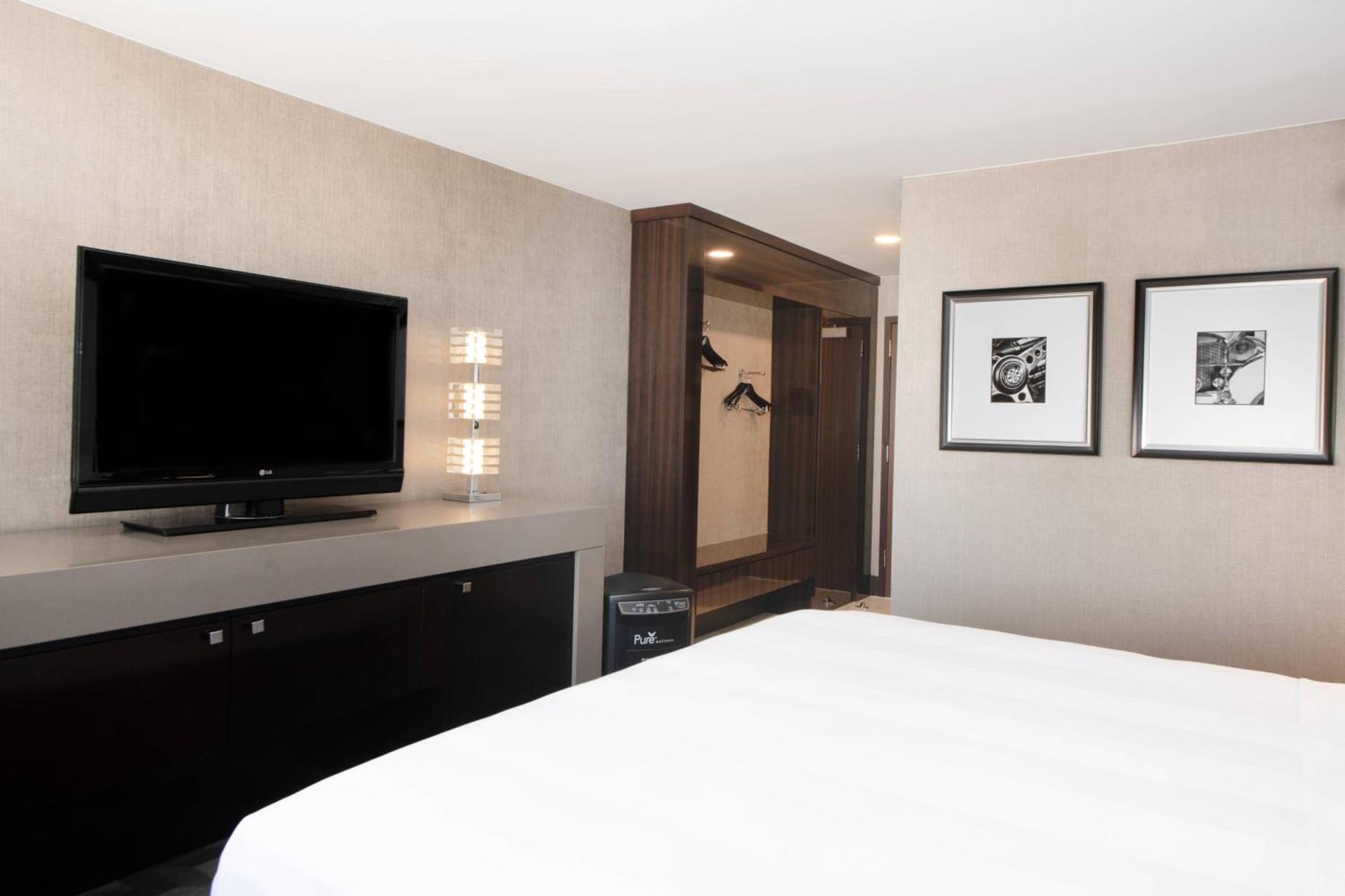 Beverly Hills Marriott photo 23