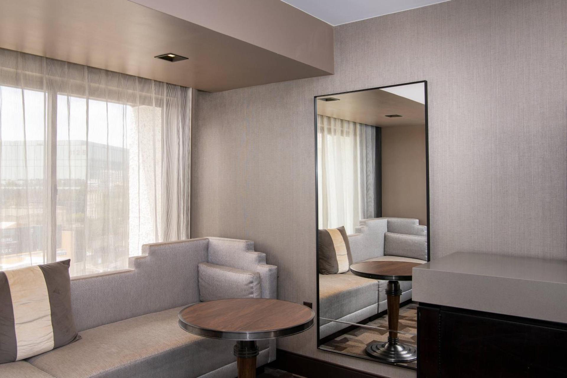Beverly Hills Marriott photo 28