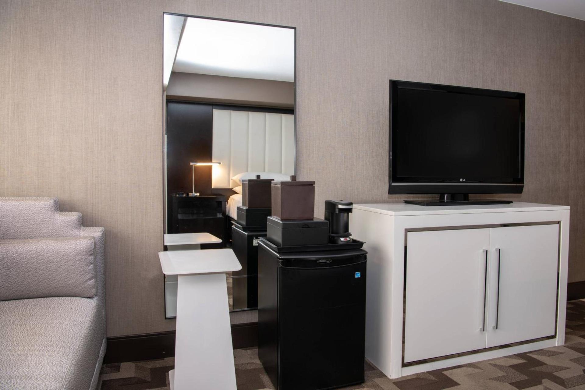 Beverly Hills Marriott photo 35