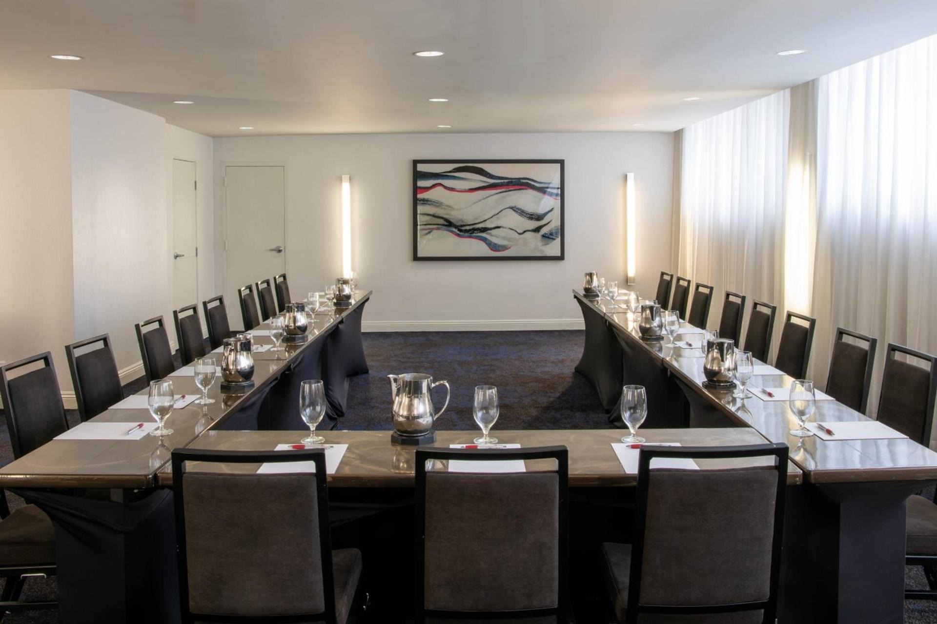 Beverly Hills Marriott photo 85