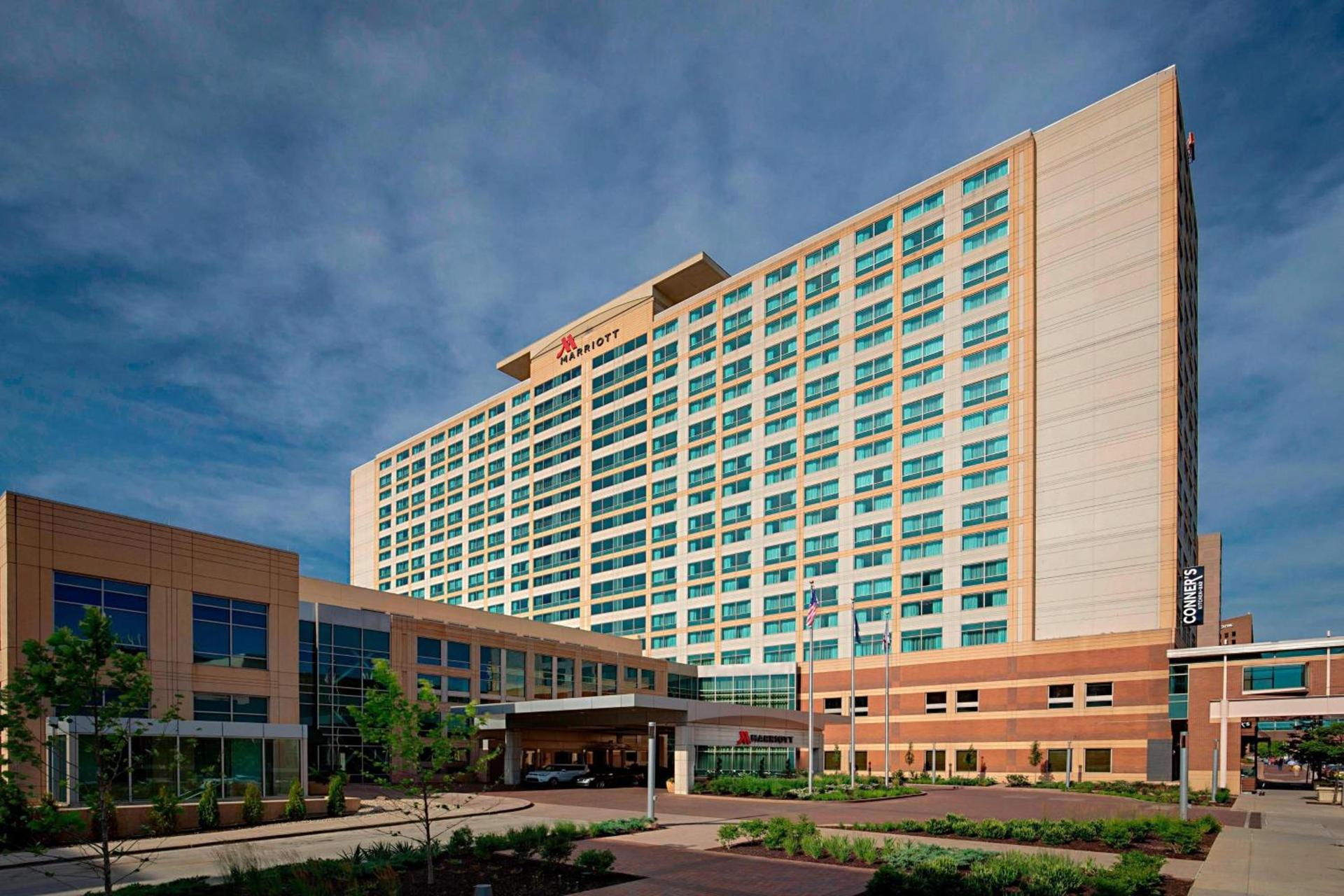 Indianapolis Marriott Downtown photo 2