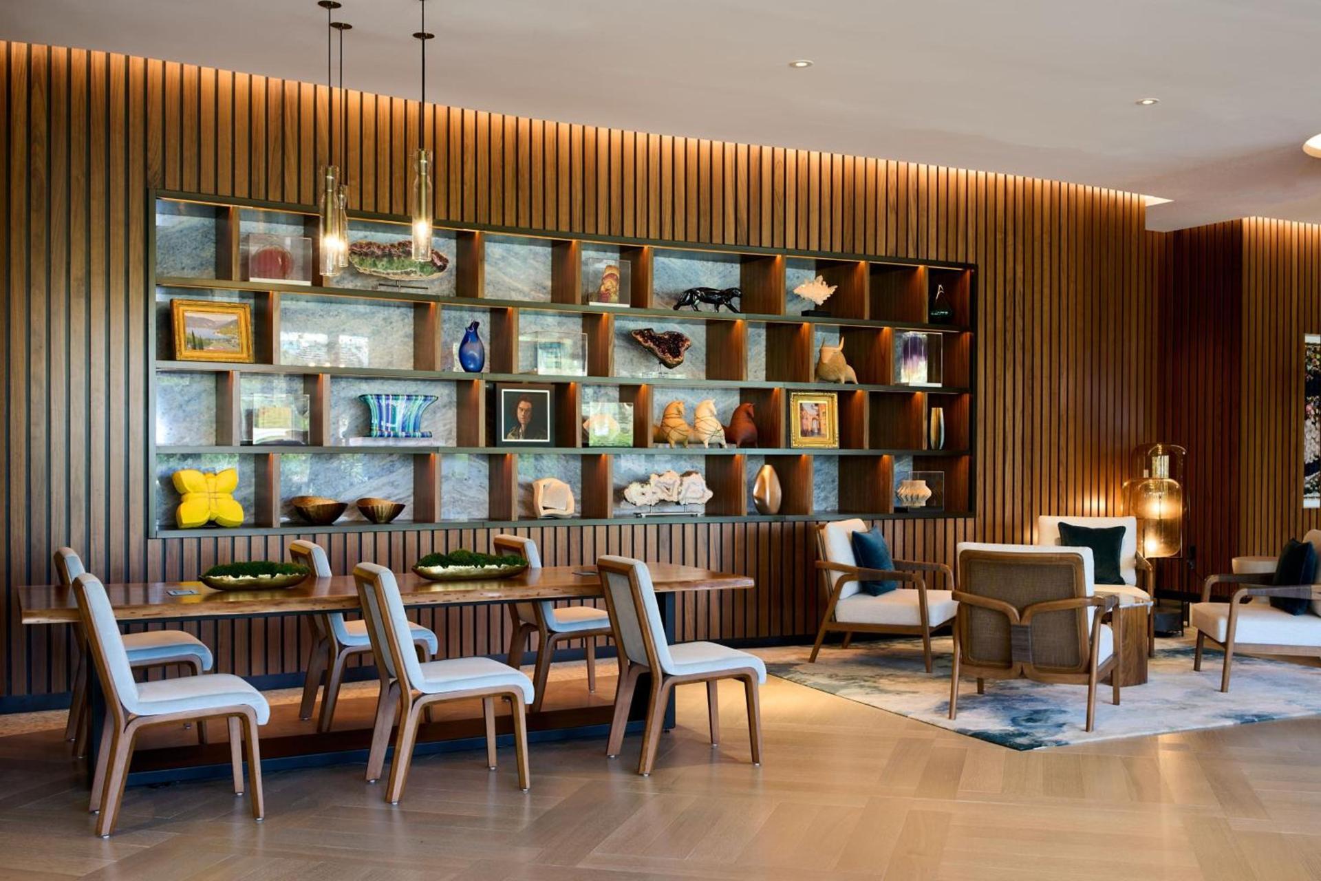 VEA Newport Beach, a Marriott Resort & Spa photo 16