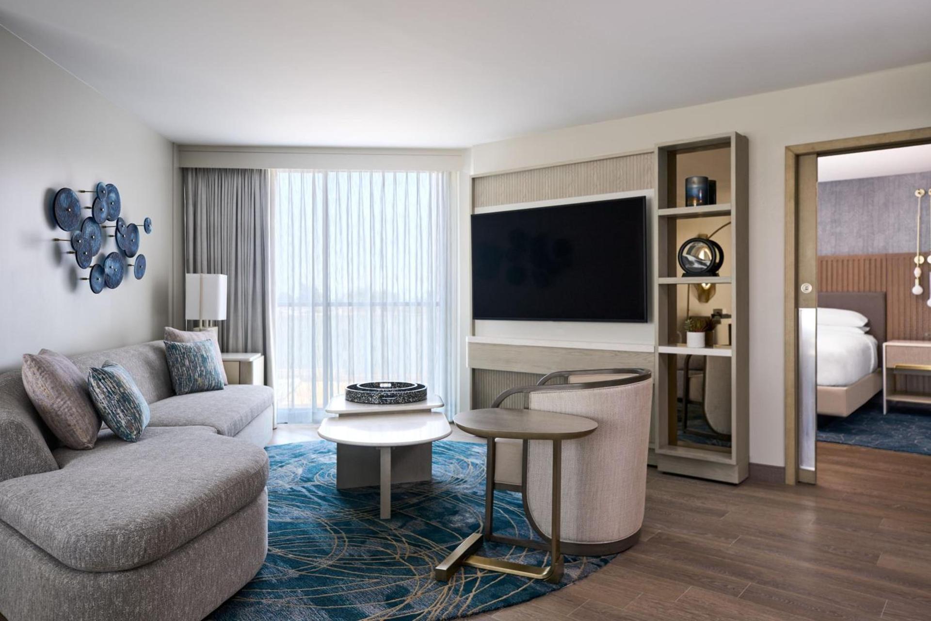 VEA Newport Beach, a Marriott Resort & Spa photo 41