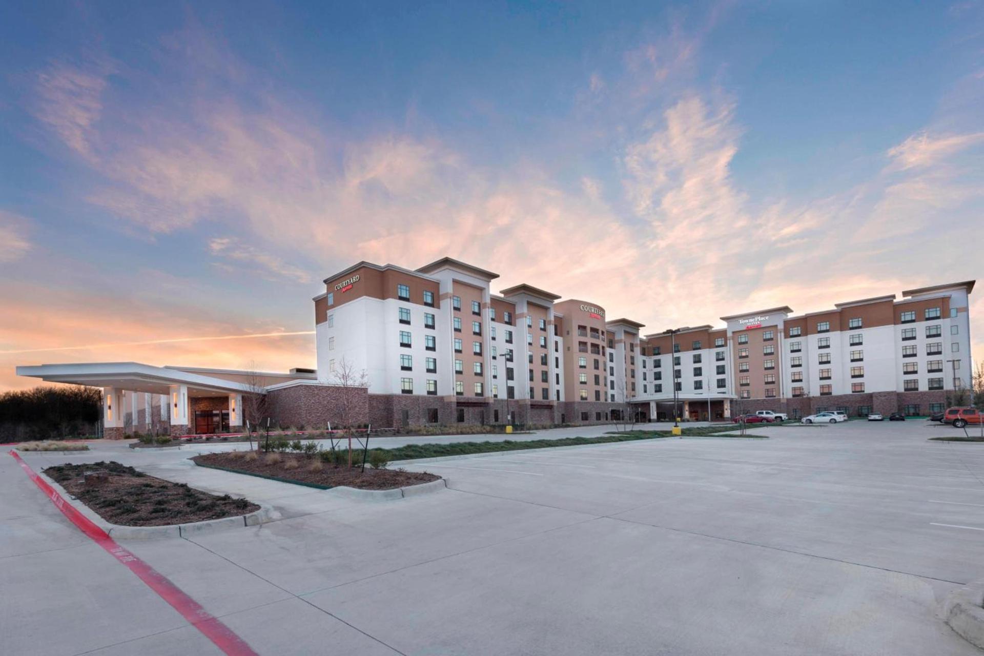 Courtyard by Marriott Dallas DFW Airport North/Grapevine — hotel in Grapevine