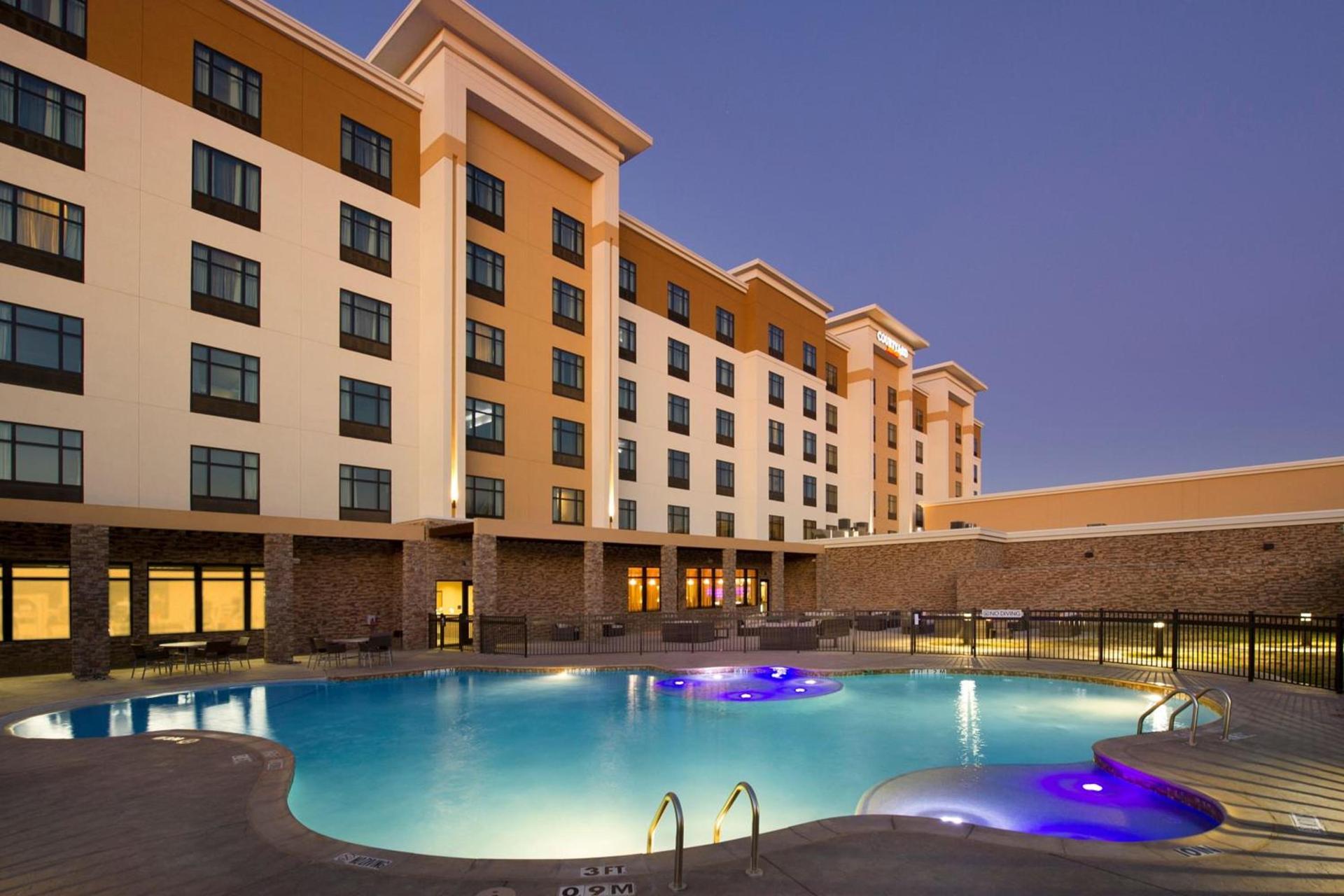 Courtyard by Marriott Dallas DFW Airport North/Grapevine photo 27