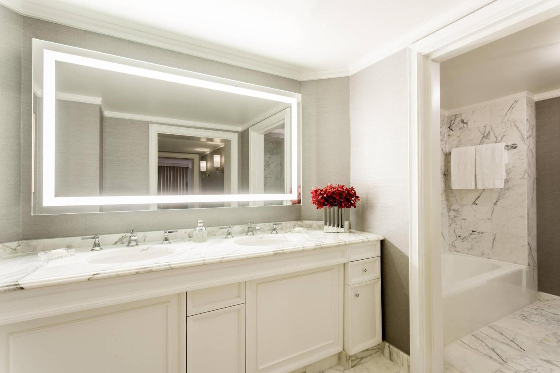 The Ritz-Carlton, Marina del Rey photo 38