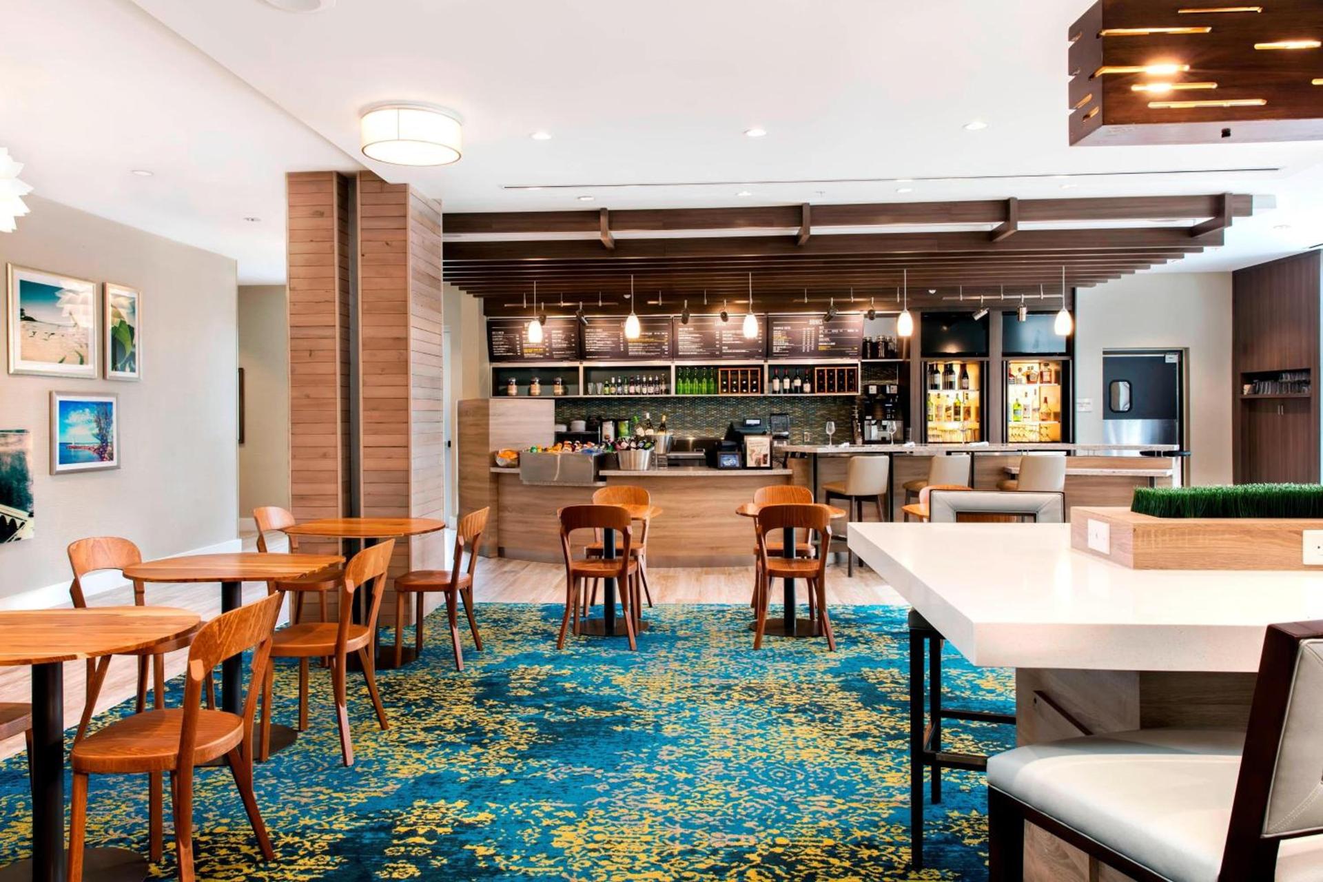 Courtyard by Marriott Faro Blanco Resort photo 60