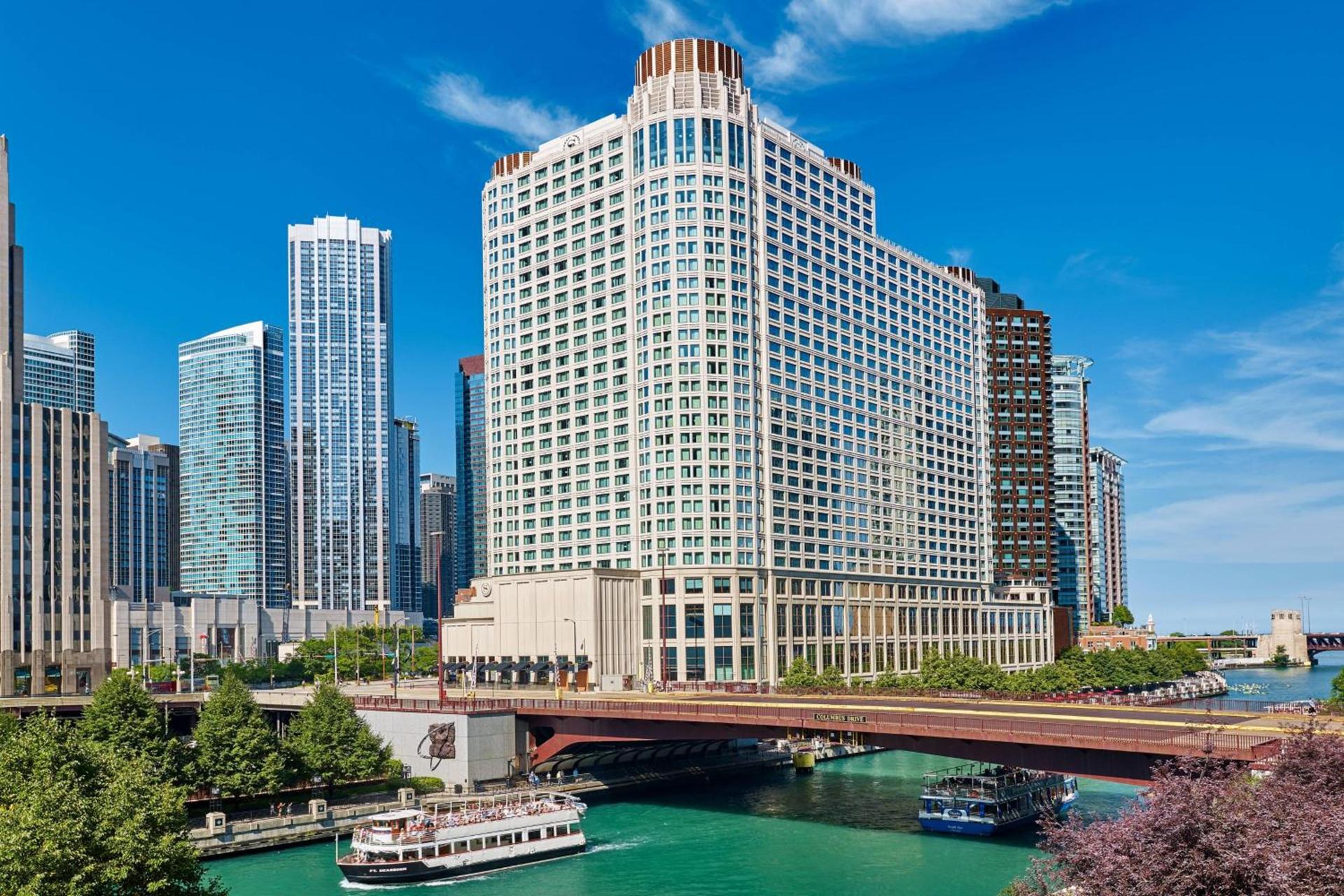 Sheraton Grand Chicago Riverwalk photo 1