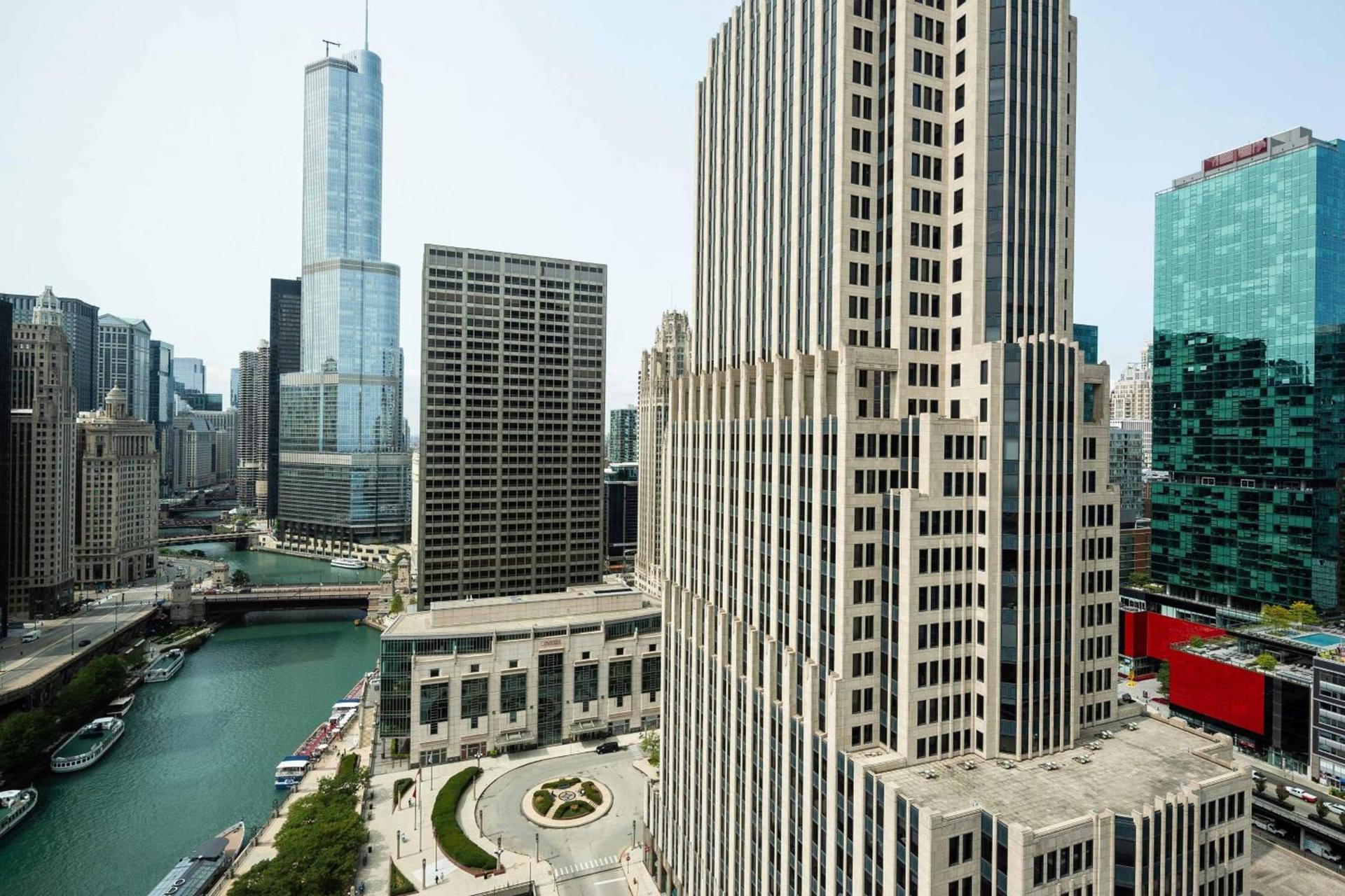 Sheraton Grand Chicago Riverwalk photo 49