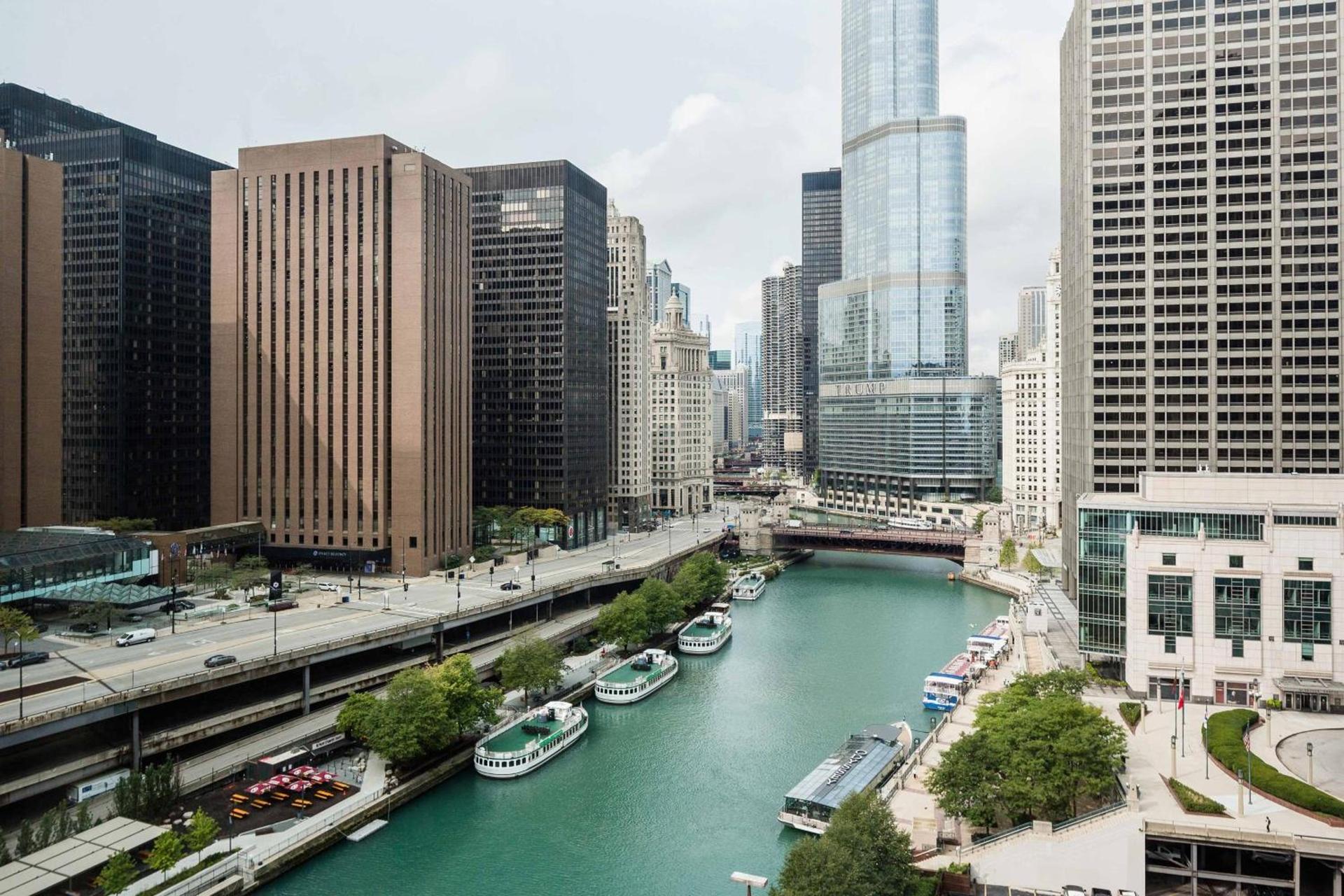 Sheraton Grand Chicago Riverwalk photo 48
